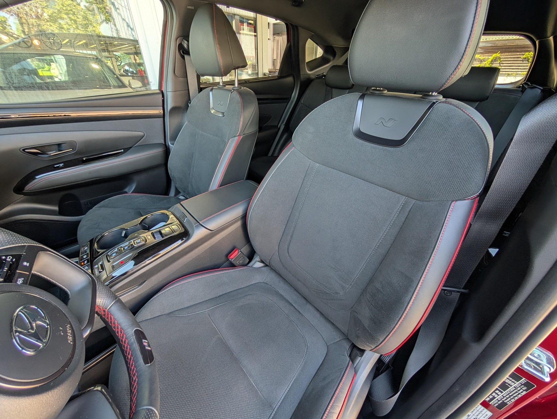 HYUNDAI Tucson 1.6 T-GDi HEV N-Line 4WD-image-15