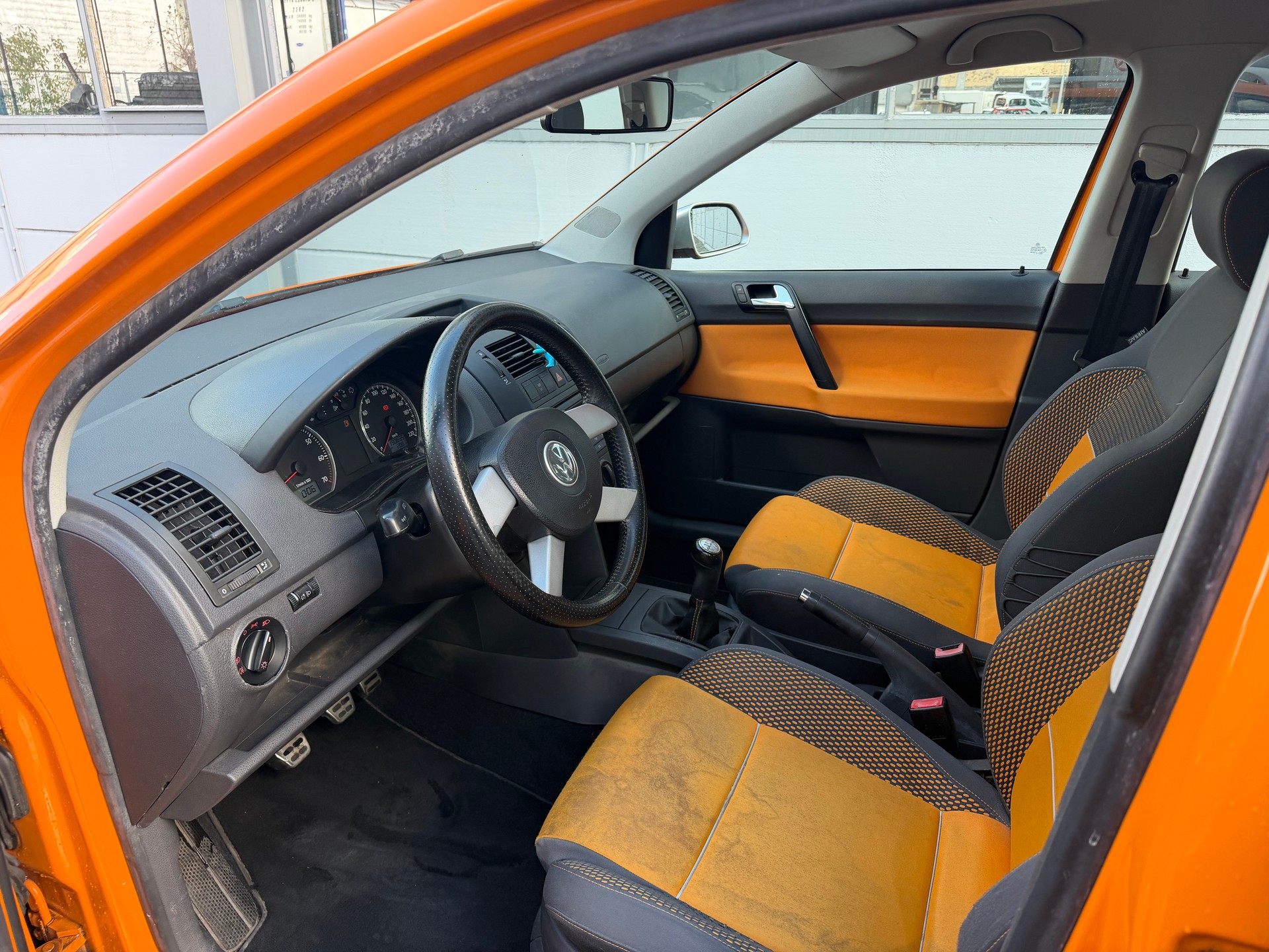 VW CrossPolo 1.6 16V Scott **FRISCH AB MFK**-image-6