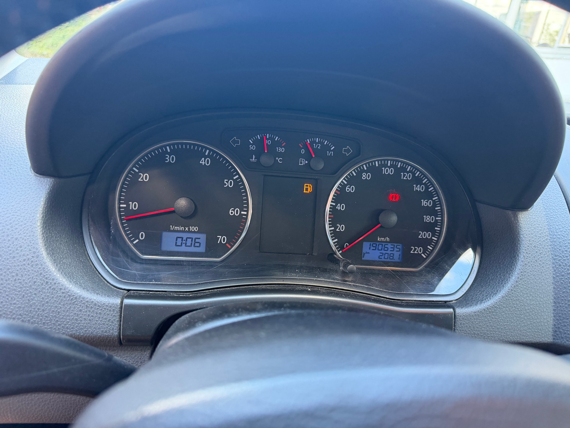 VW CrossPolo 1.6 16V Scott **FRISCH AB MFK**-image-9