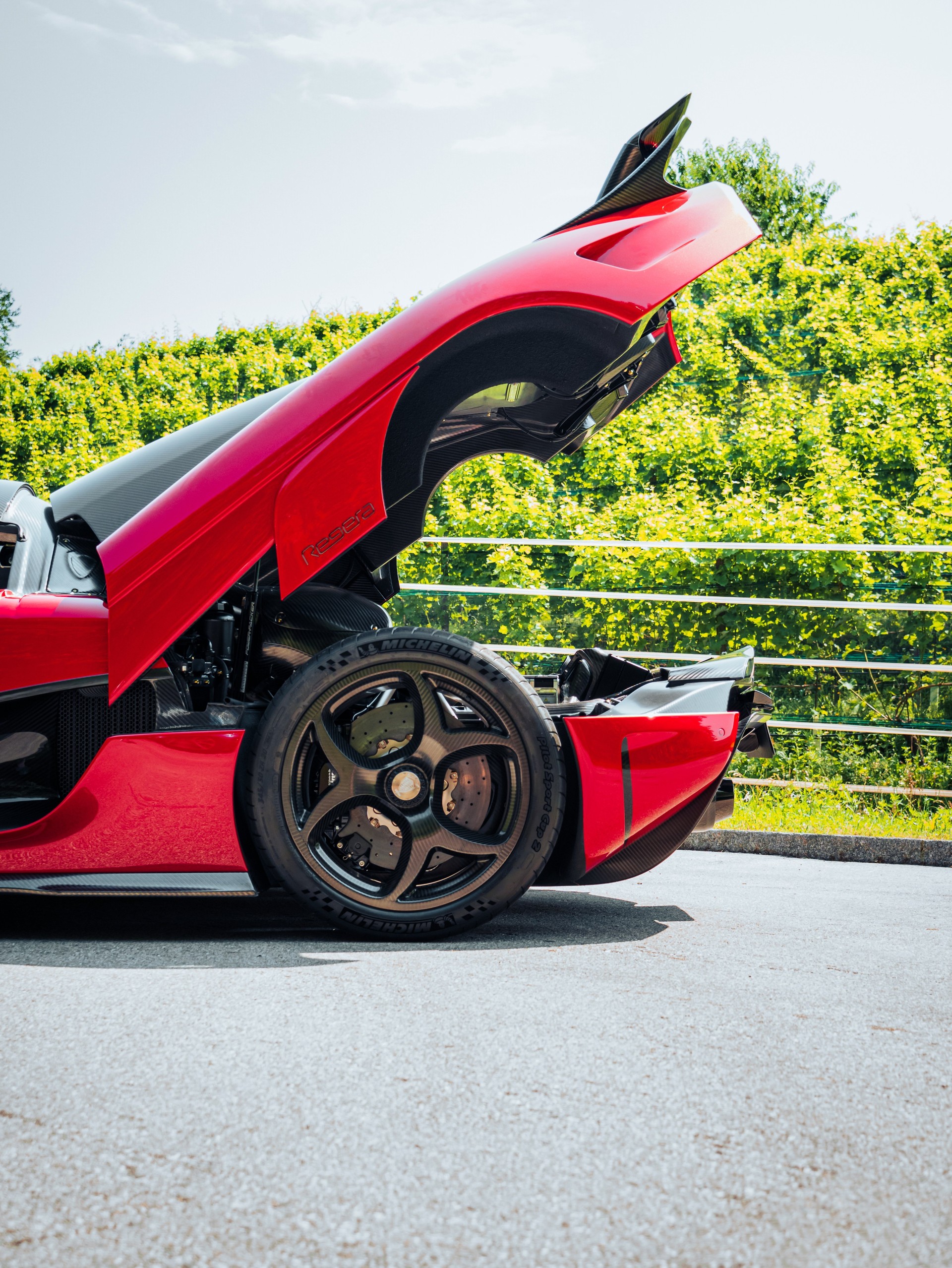 KOENIGSEGG Regera-image-7