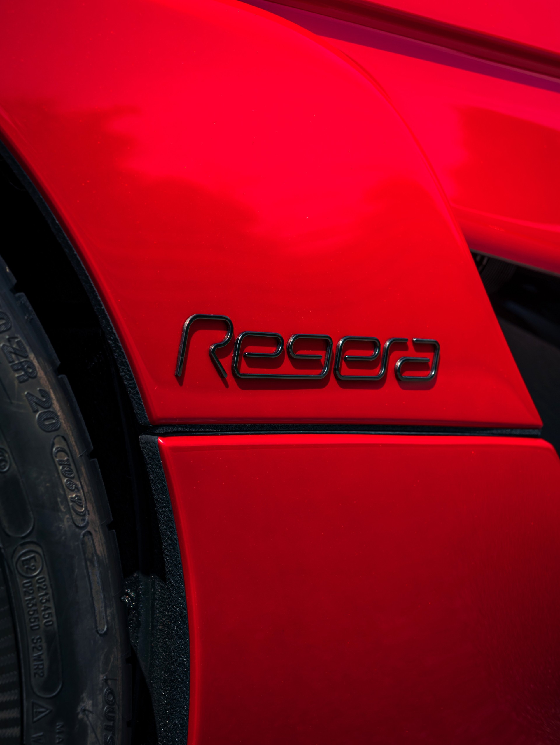 KOENIGSEGG Regera-image-10