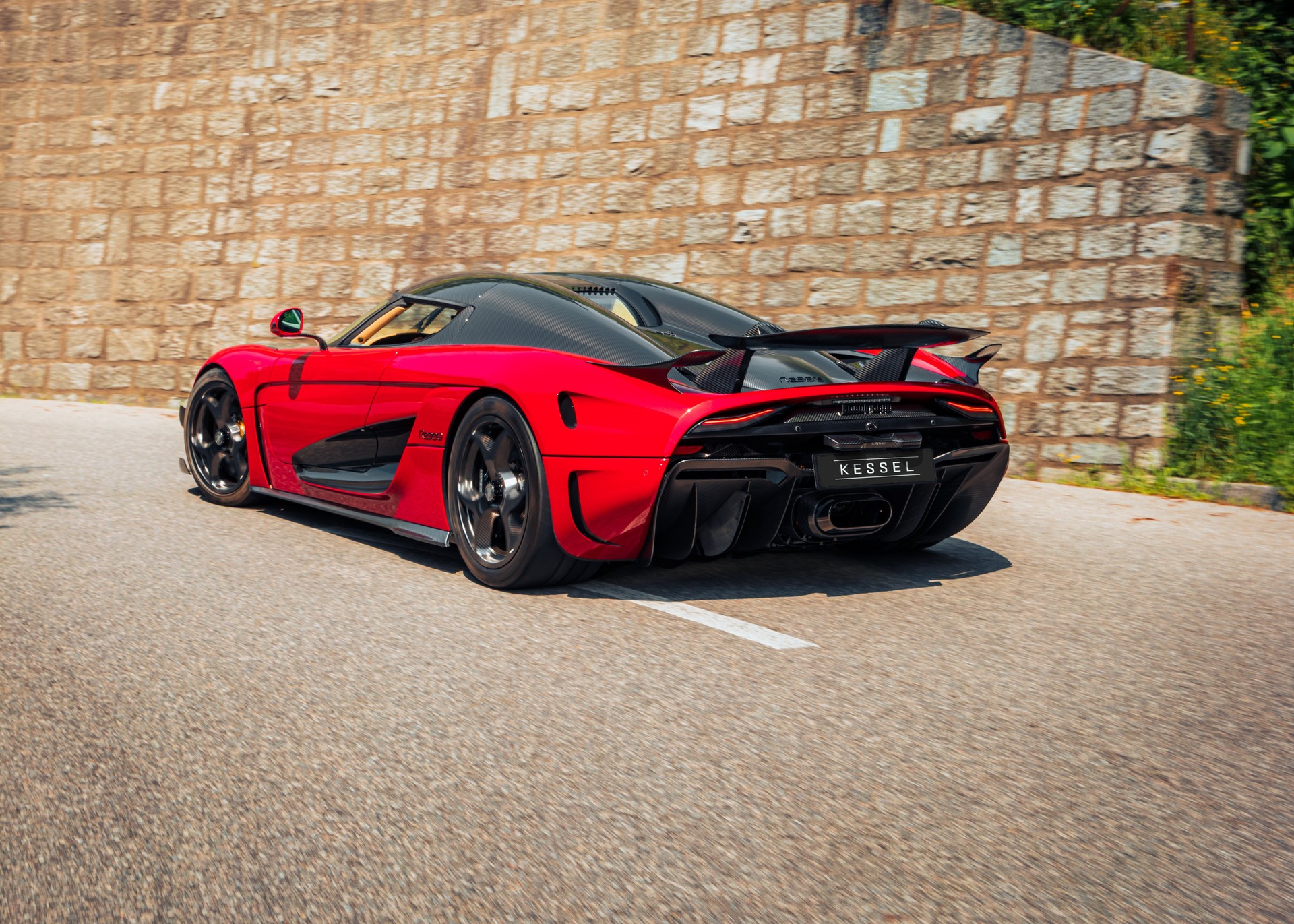 KOENIGSEGG Regera-image-3
