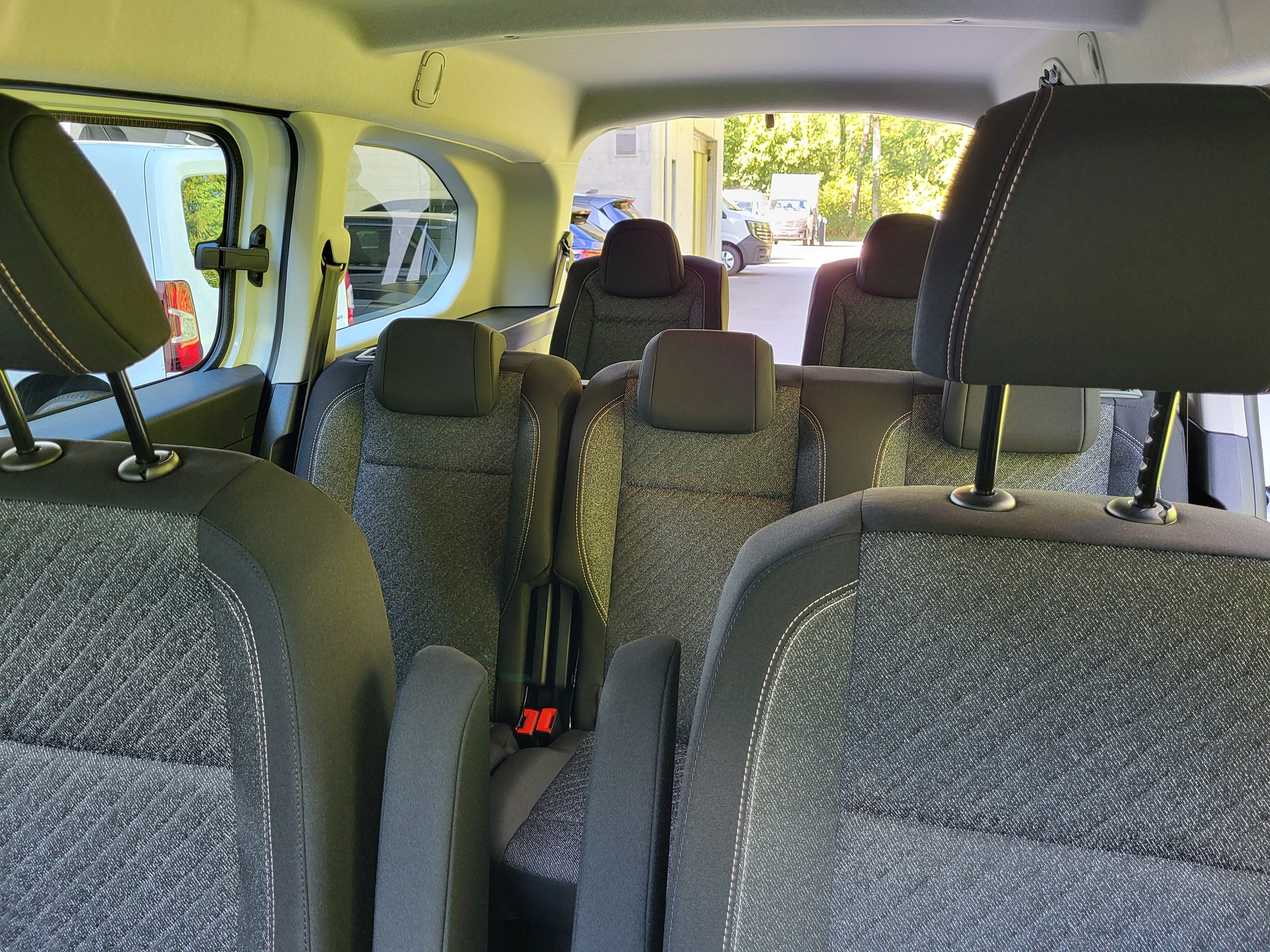PEUGEOT Rifter Long 1.5 BHDi Family Edition-image-7