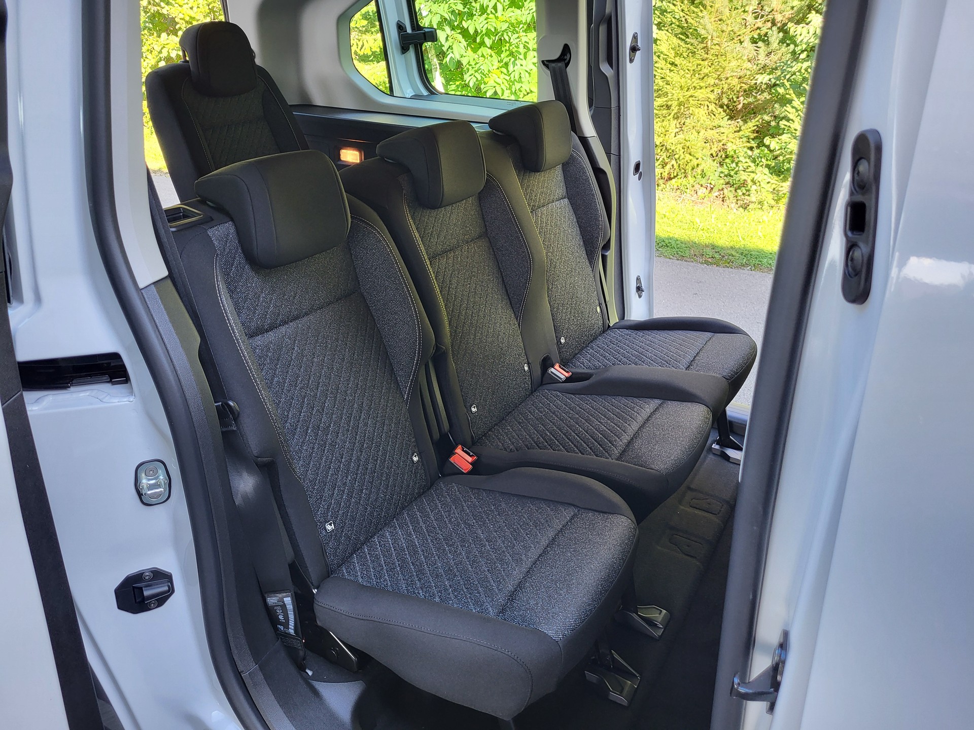 PEUGEOT Rifter Long 1.5 BHDi Family Edition-image-9