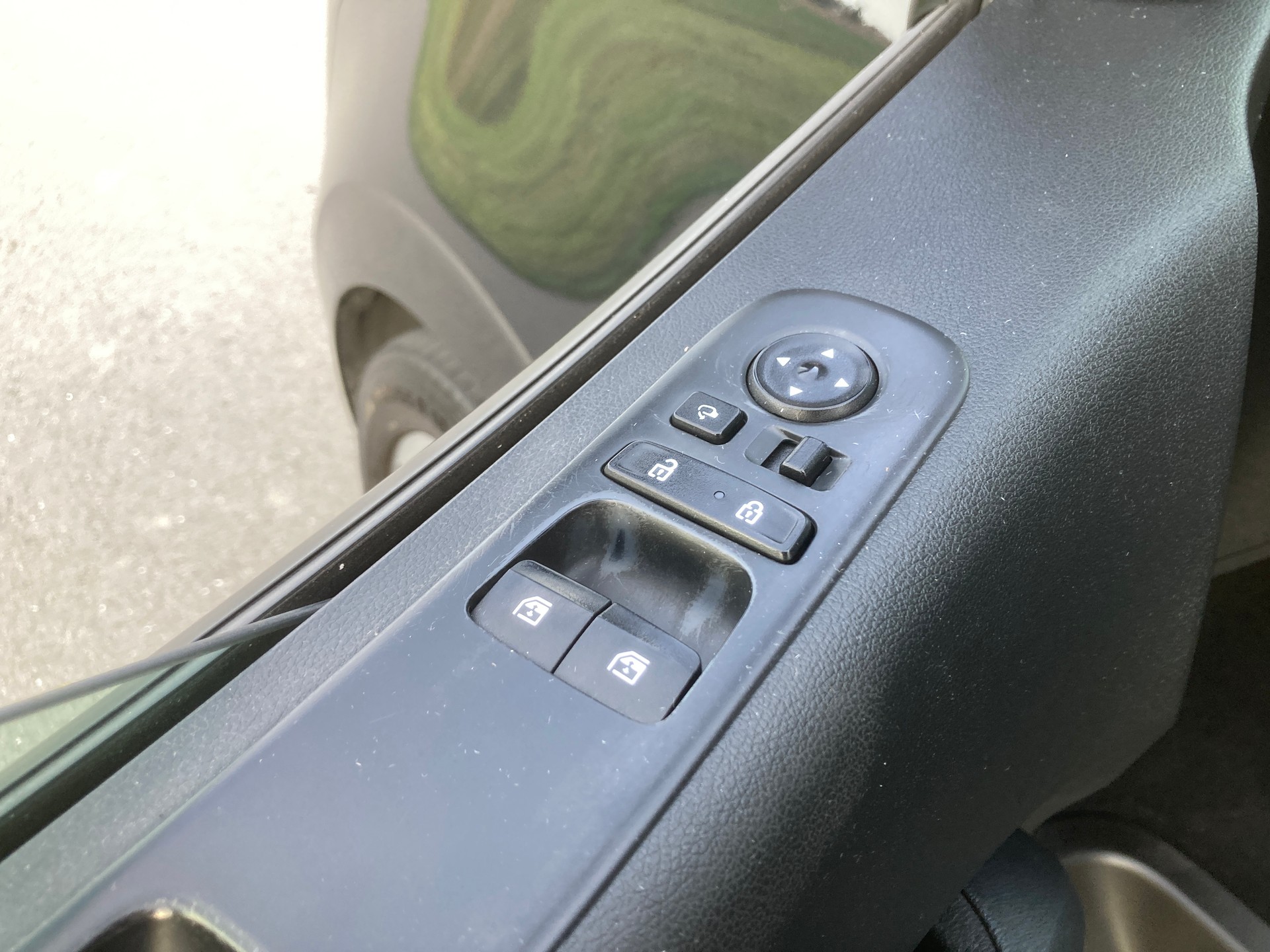 HYUNDAI Staria Premium 2.2 CRDi Vertex 4WD A 9 Sitzer mit Anhängerkupplung-image-10