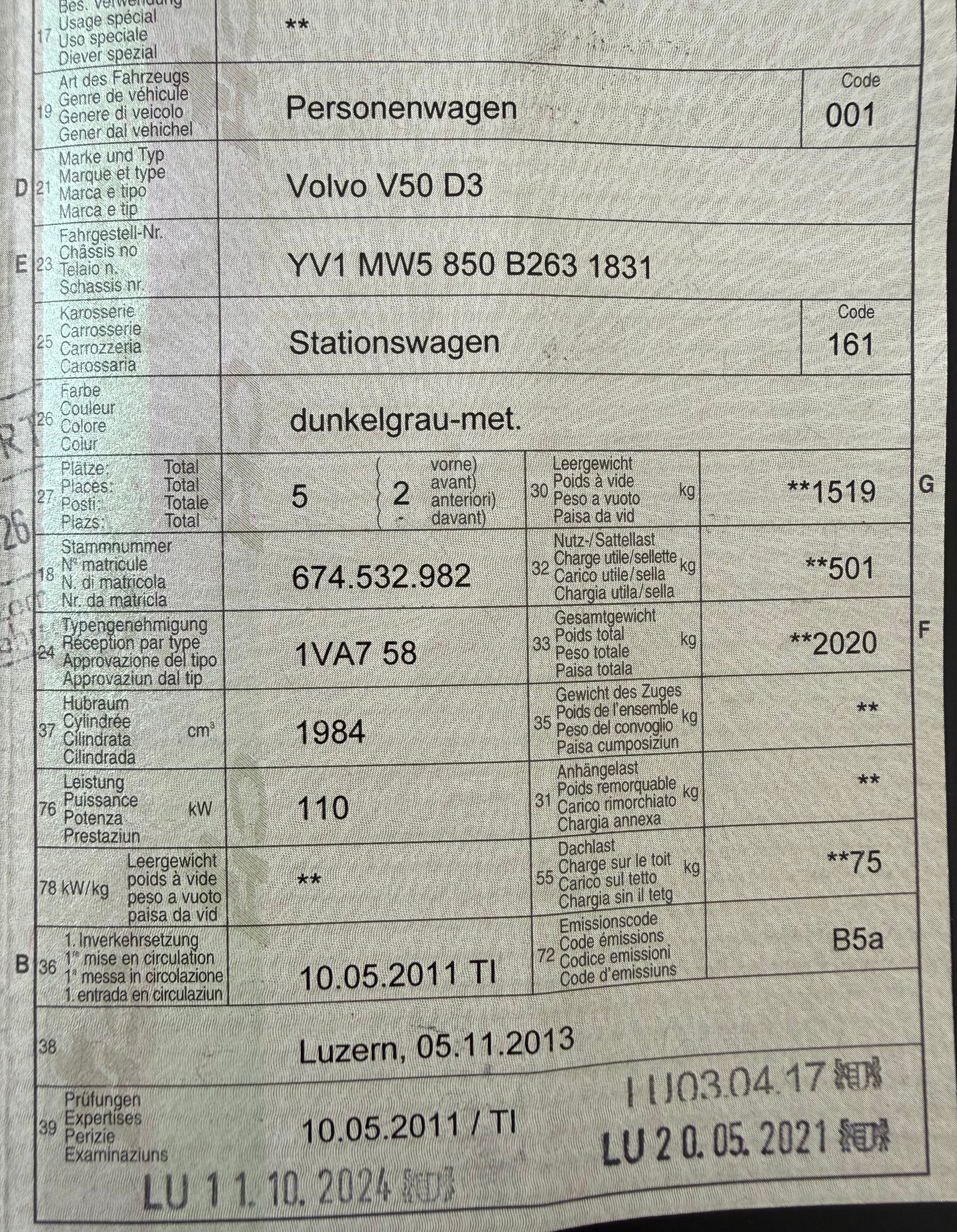 VOLVO V50 D3 Summum Geartronic-image-12