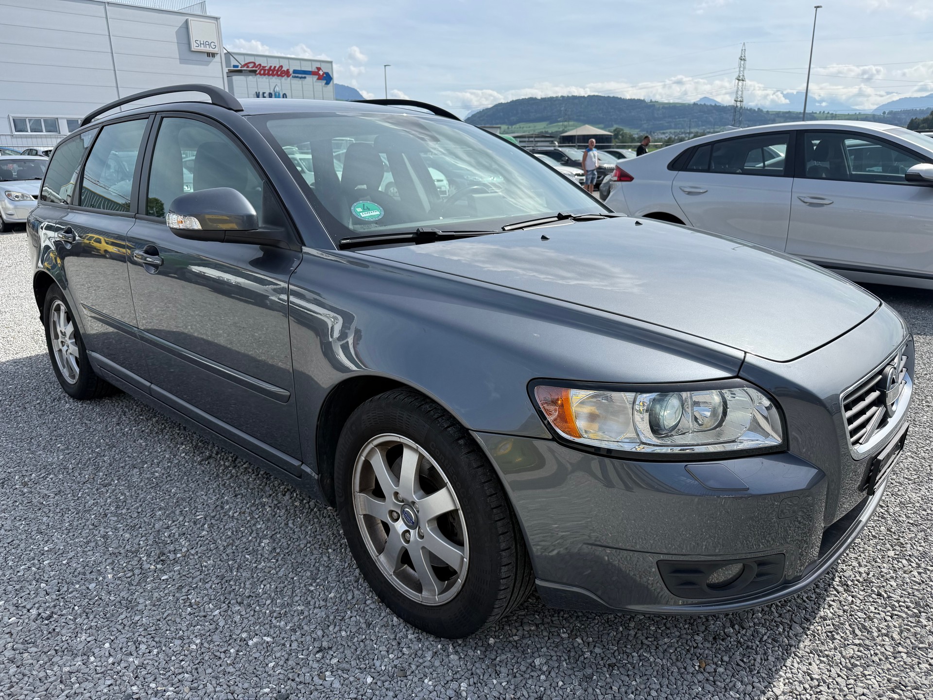 VOLVO V50 D3 Summum Geartronic-image-5
