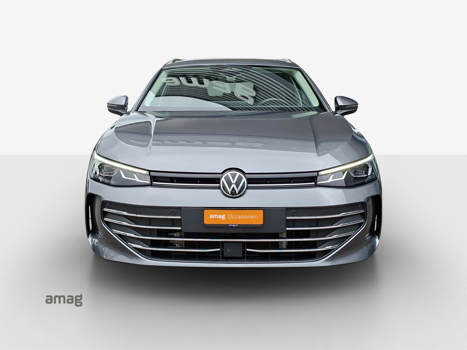 VW Passat Variant 2.0 TDI evo Business 4 Motion DSG-image-6
