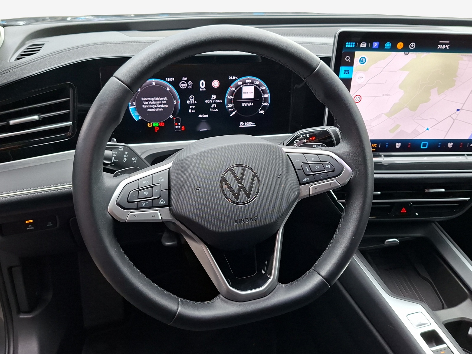 VW Passat Variant 2.0 TDI evo Business 4 Motion DSG-image-9