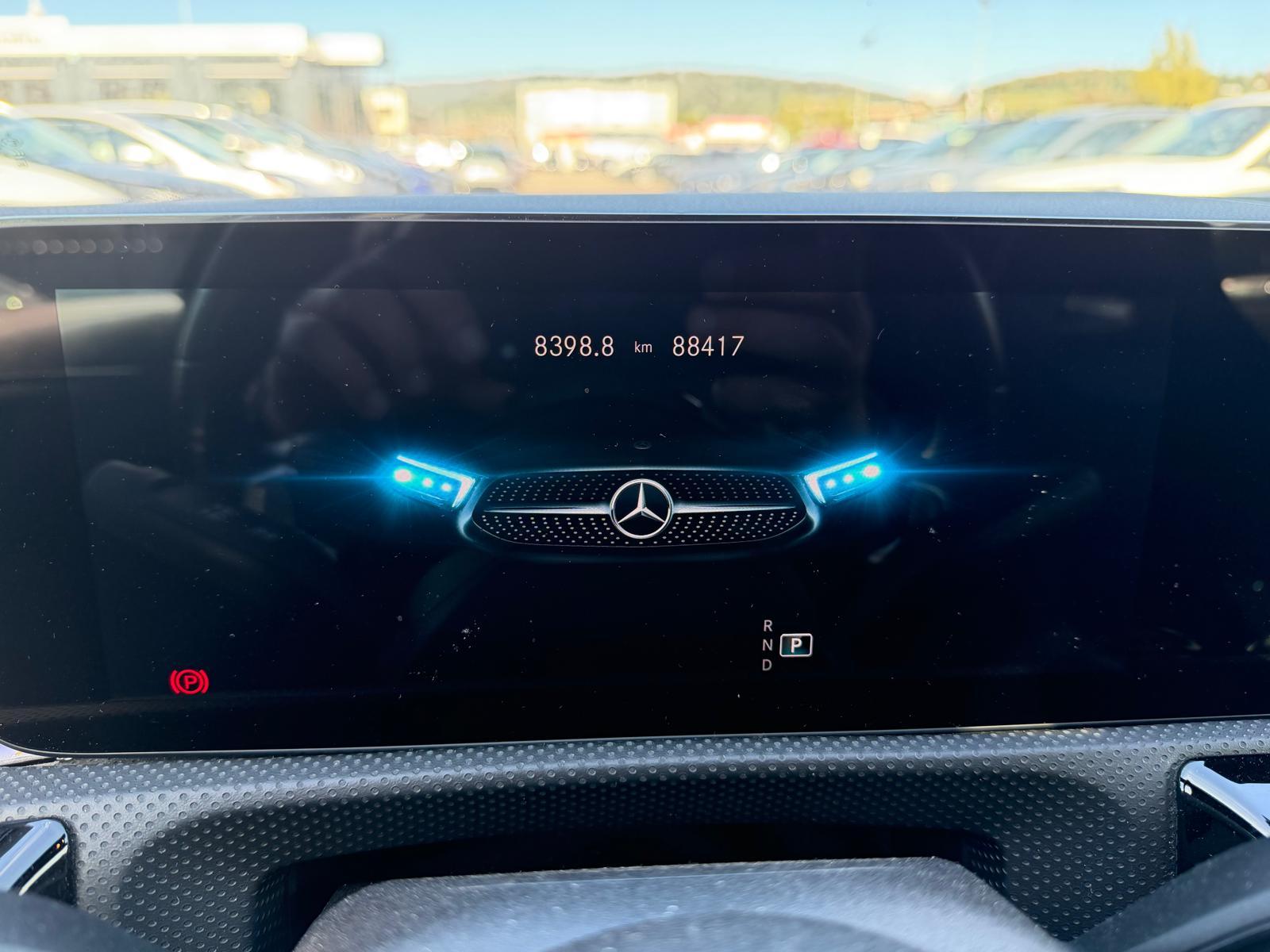 MERCEDES-BENZ A-Klasse W177 A 250 AMG Line 4m-image-12