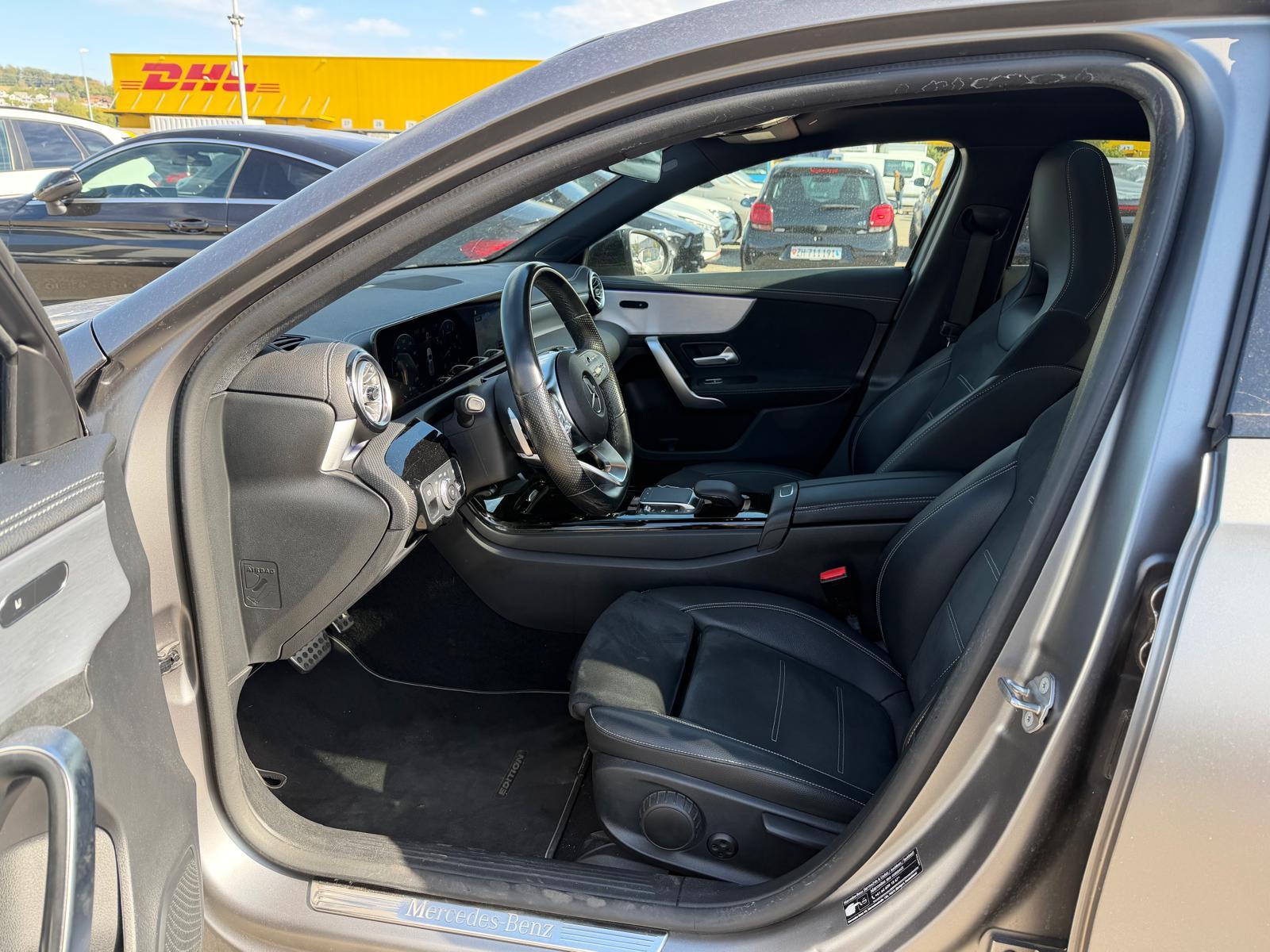 MERCEDES-BENZ A-Klasse W177 A 250 AMG Line 4m-image-6