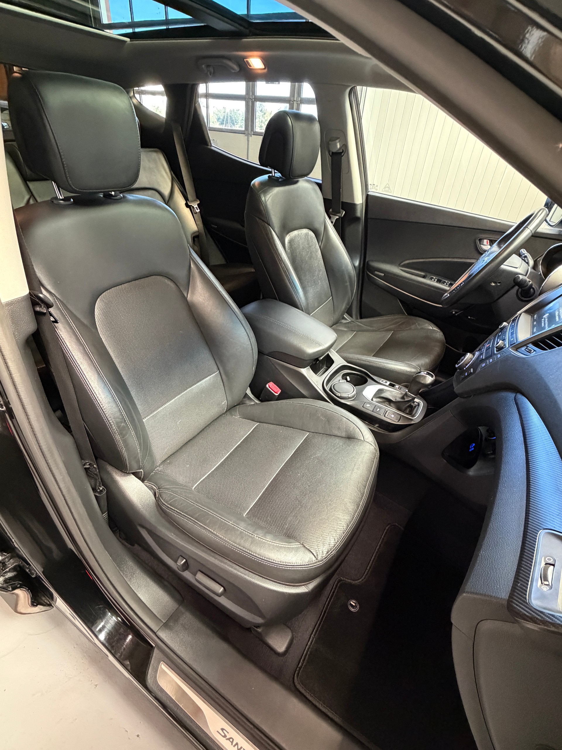 HYUNDAI Santa Fe 2.2 CRDI Vertex 4WD Automatic - frisch ab MFK und Service - 7 Plätzer-image-20