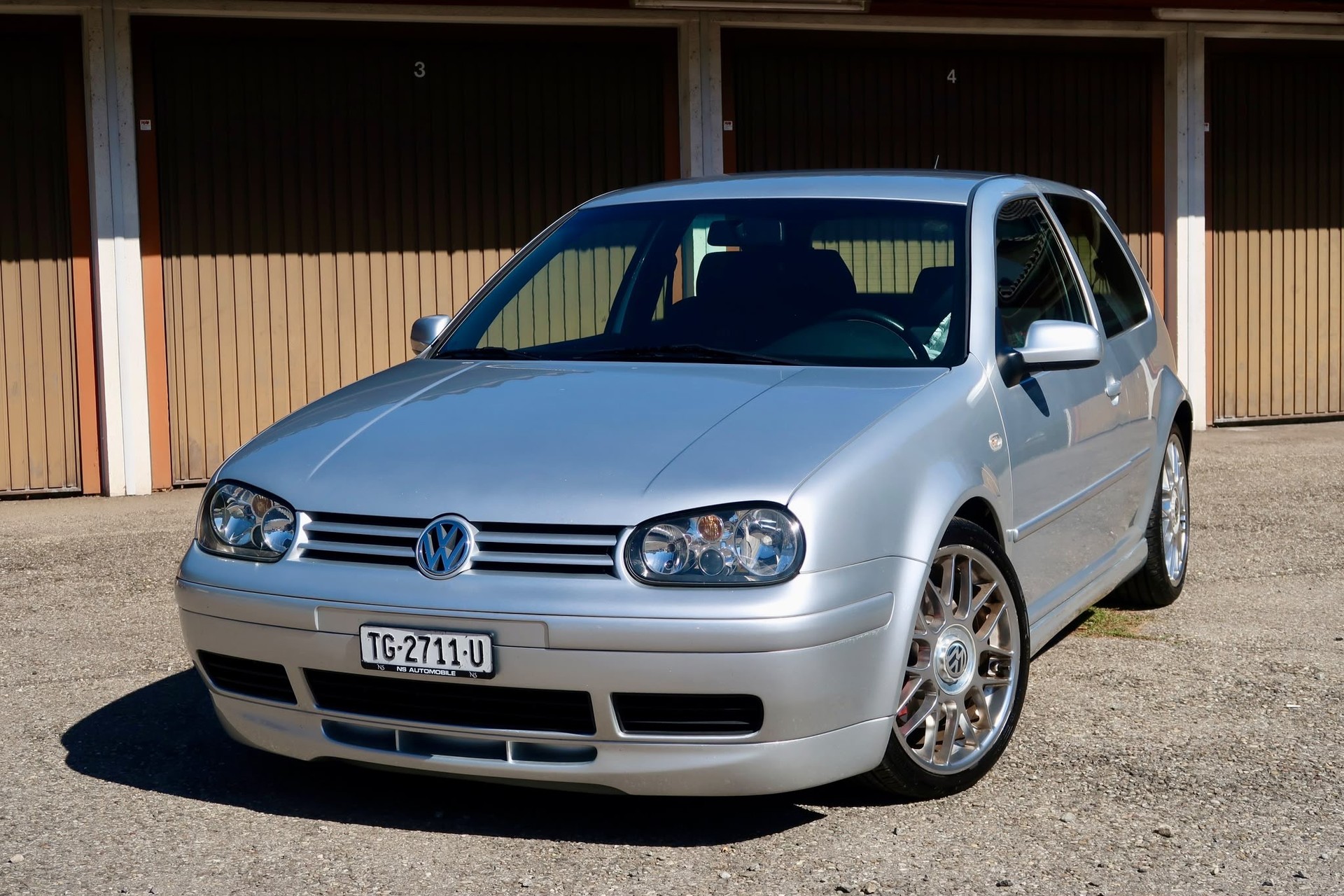 VW Golf 1.8 T GTI 25 Years-image-0