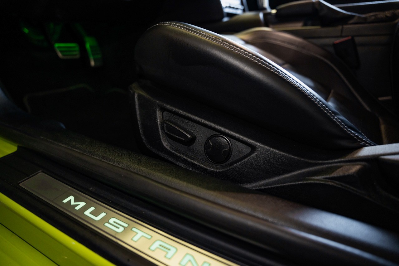 FORD Mustang Fastback 5.0 V8 GT 55 Automat-image-22