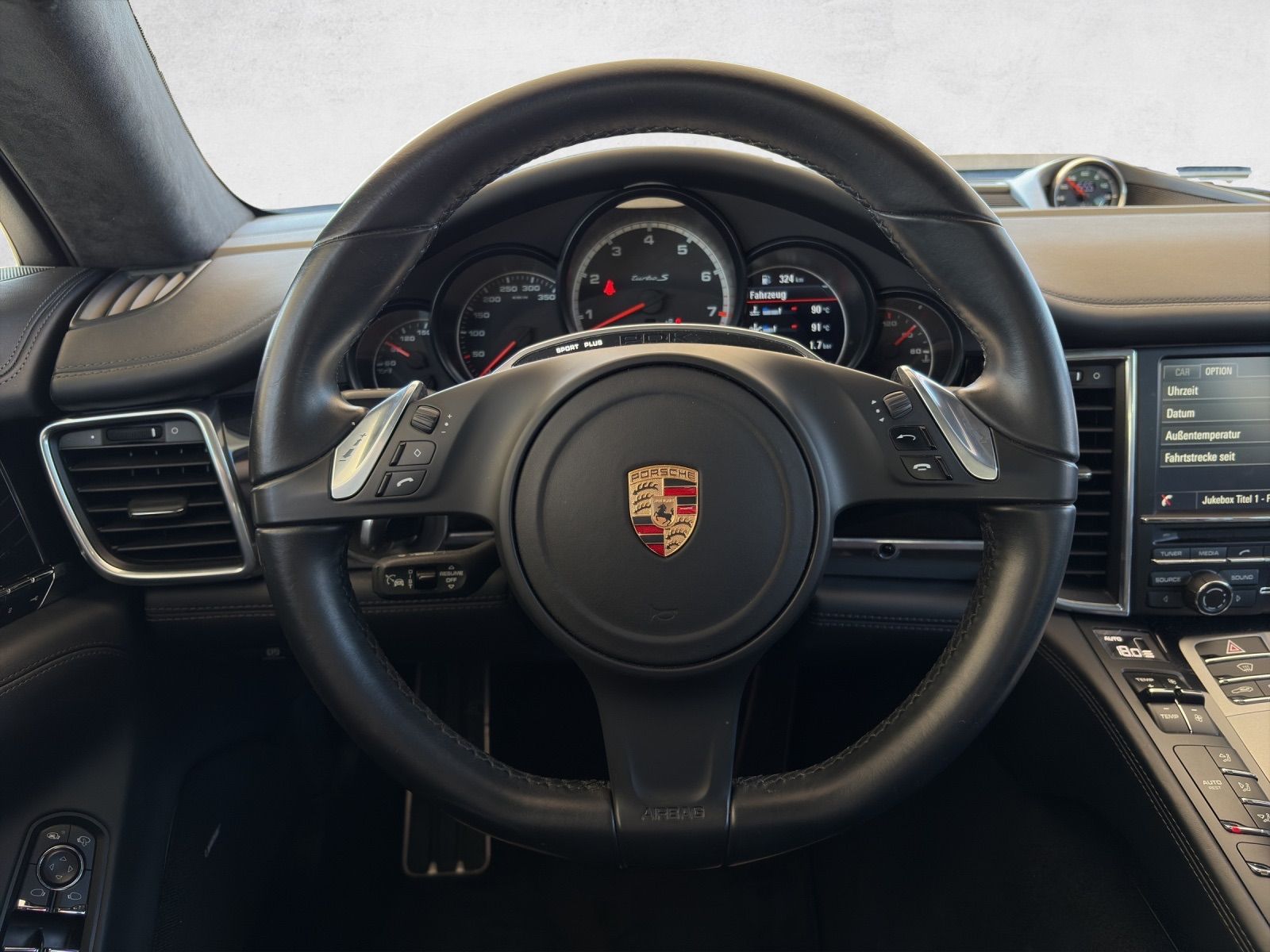 PORSCHE Panamera Turbo S 4.8 PDK-image-10