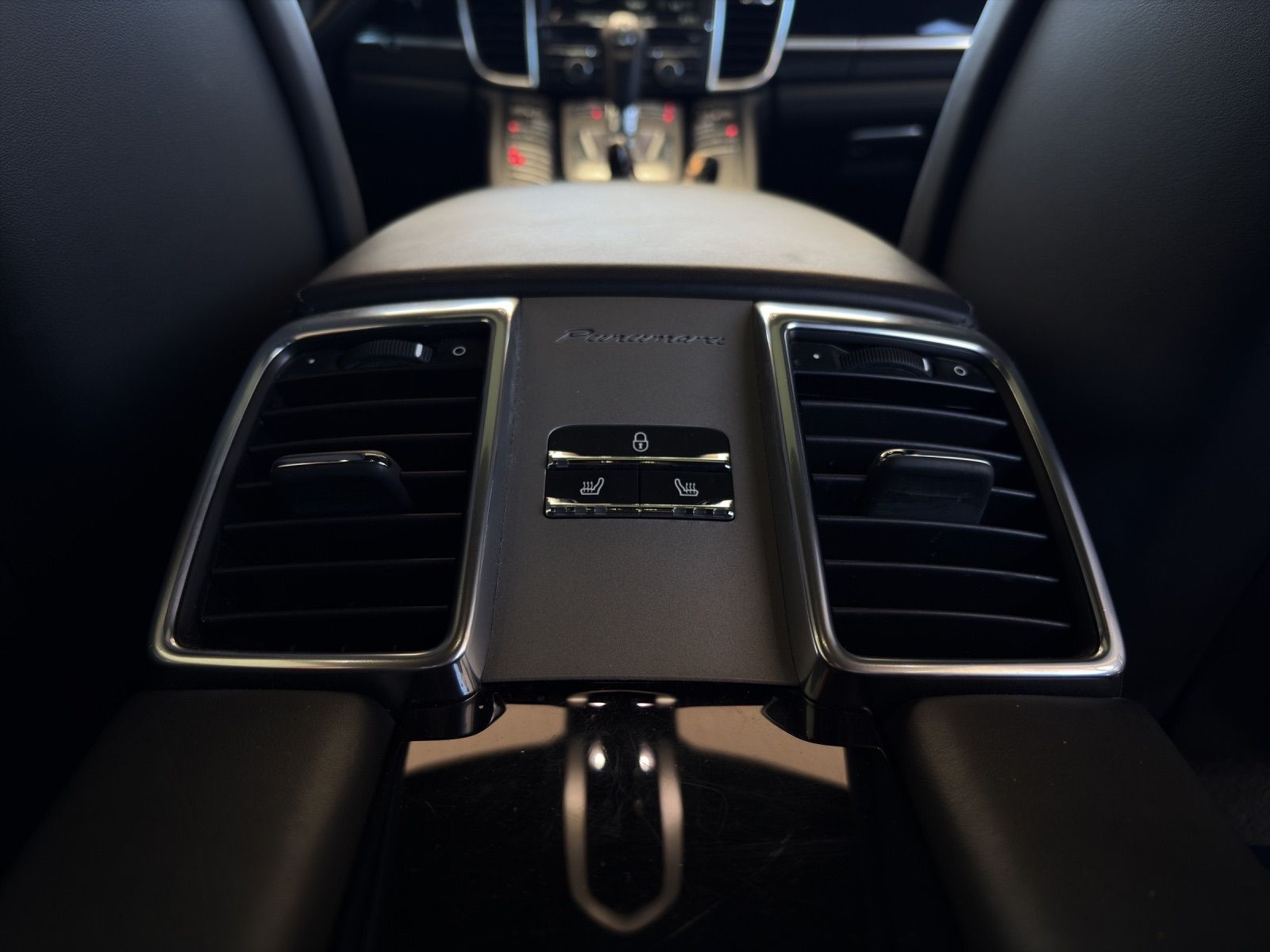 PORSCHE Panamera Turbo S 4.8 PDK-image-18