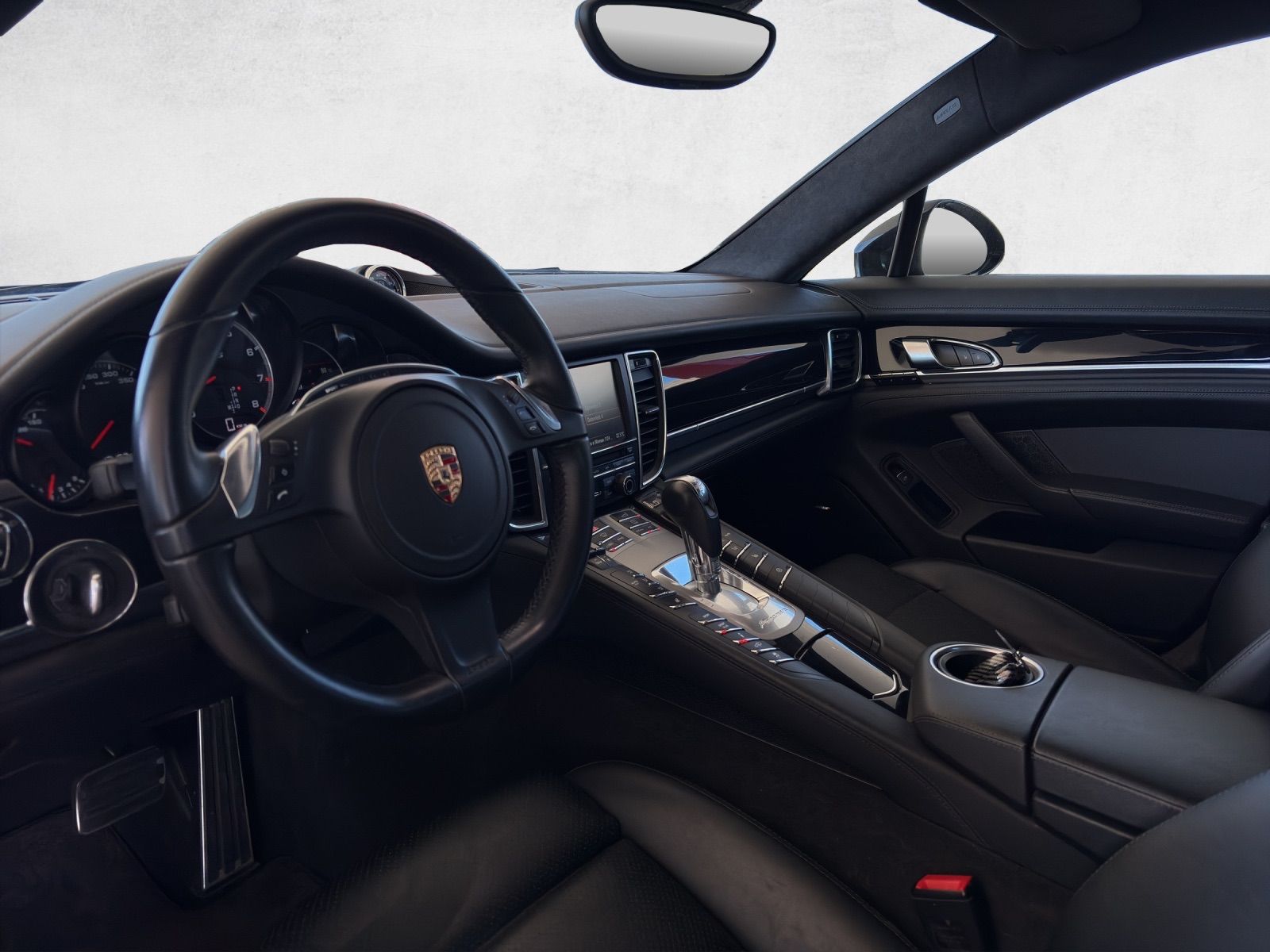 PORSCHE Panamera Turbo S 4.8 PDK-image-8