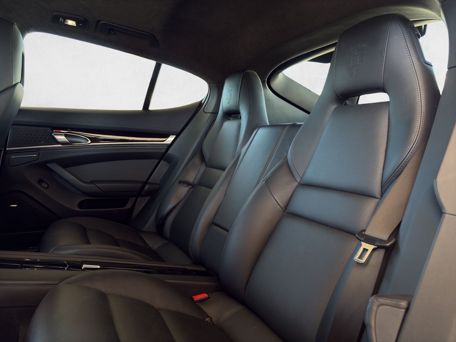 PORSCHE Panamera Turbo S 4.8 PDK-image-16