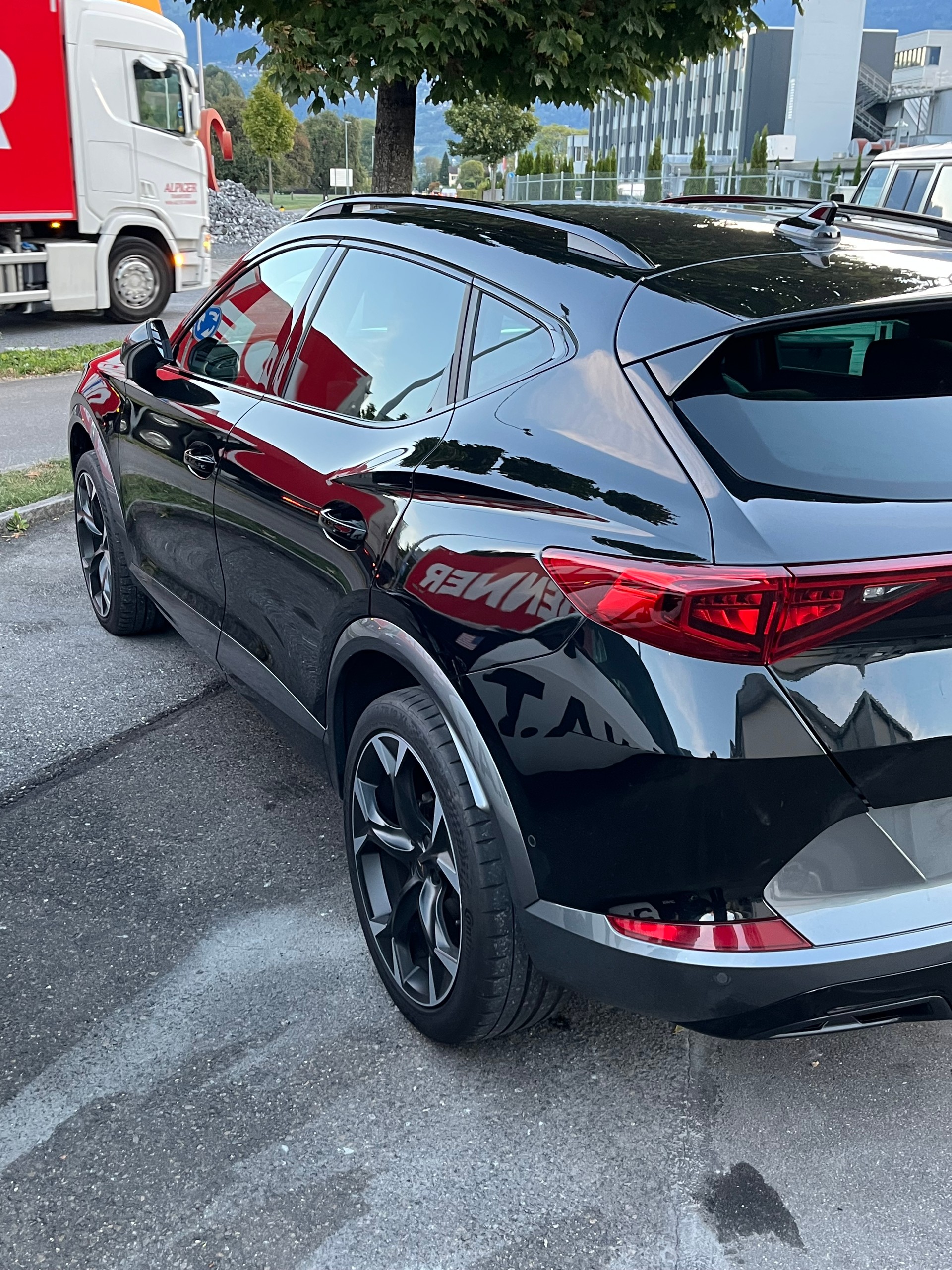 CUPRA 2.0 TSI Inicio 4Drive DSG-image-3