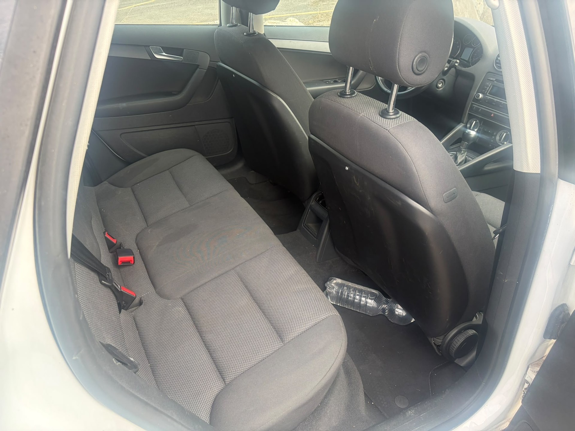 AUDI A3 Sportback 1.4 TFSI Ambition S-tronic-image-14