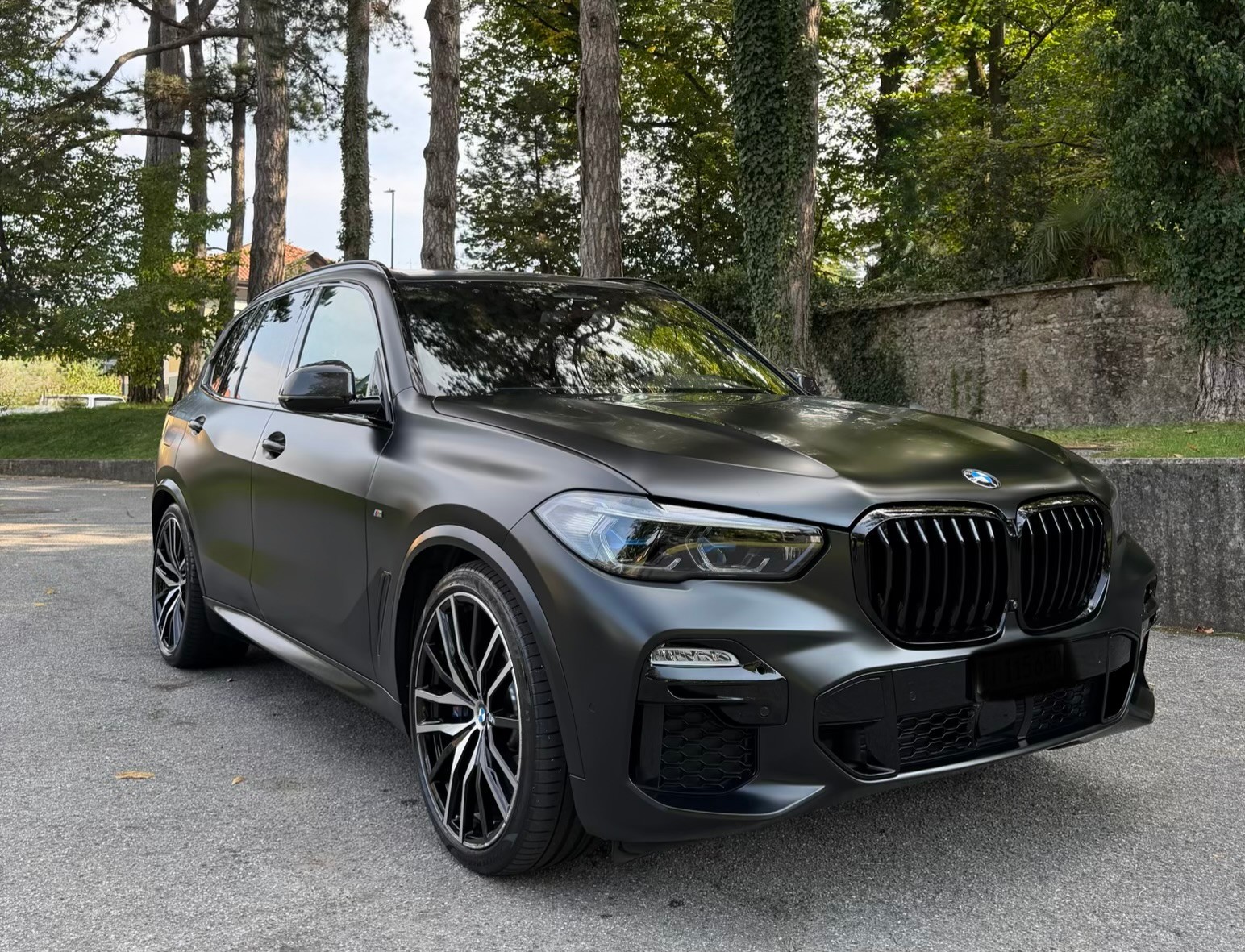 BMW xDrive 45e M sport Color Edition Steptronic-image-0