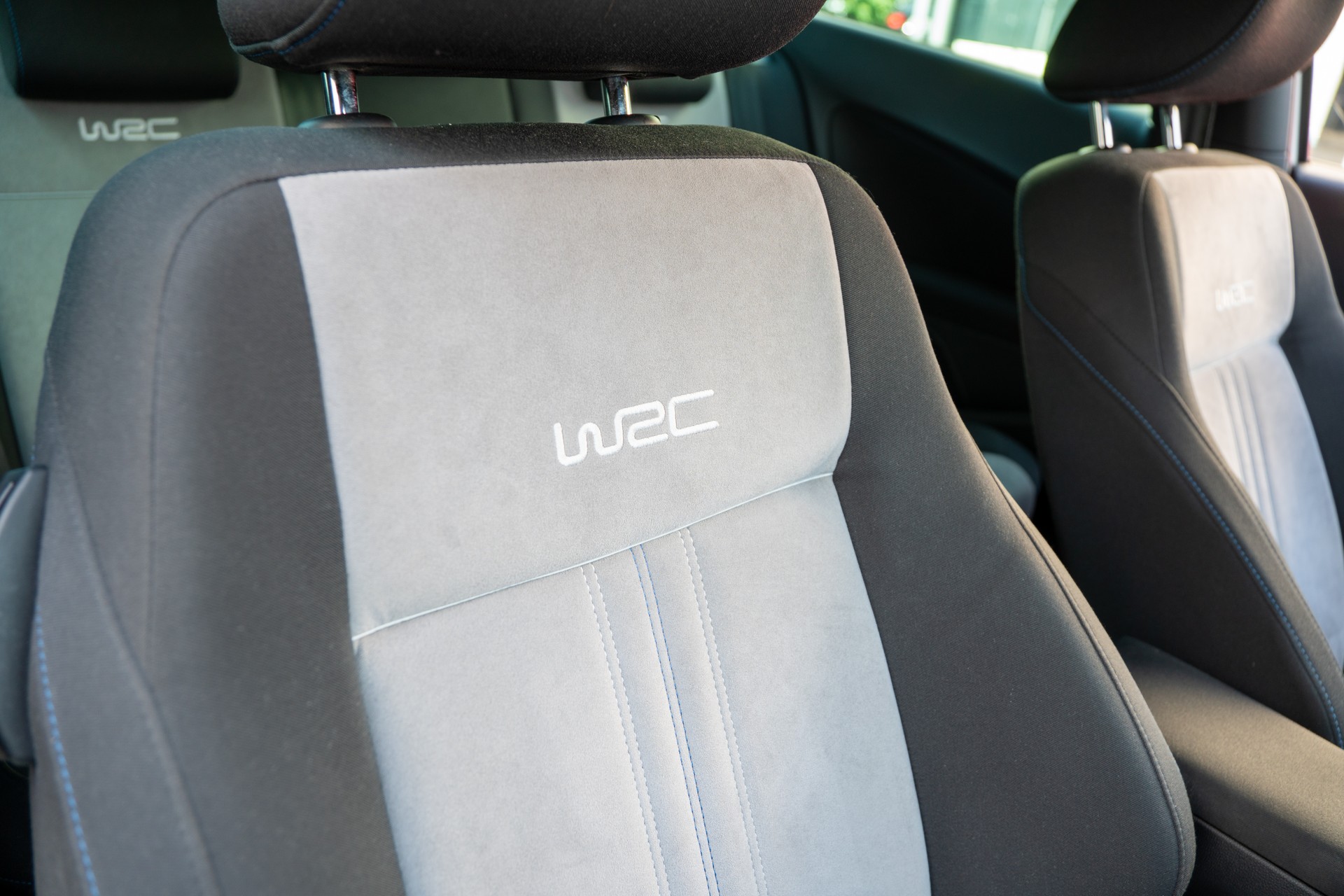 VW Polo 2.0 TSI R WRC-image-17
