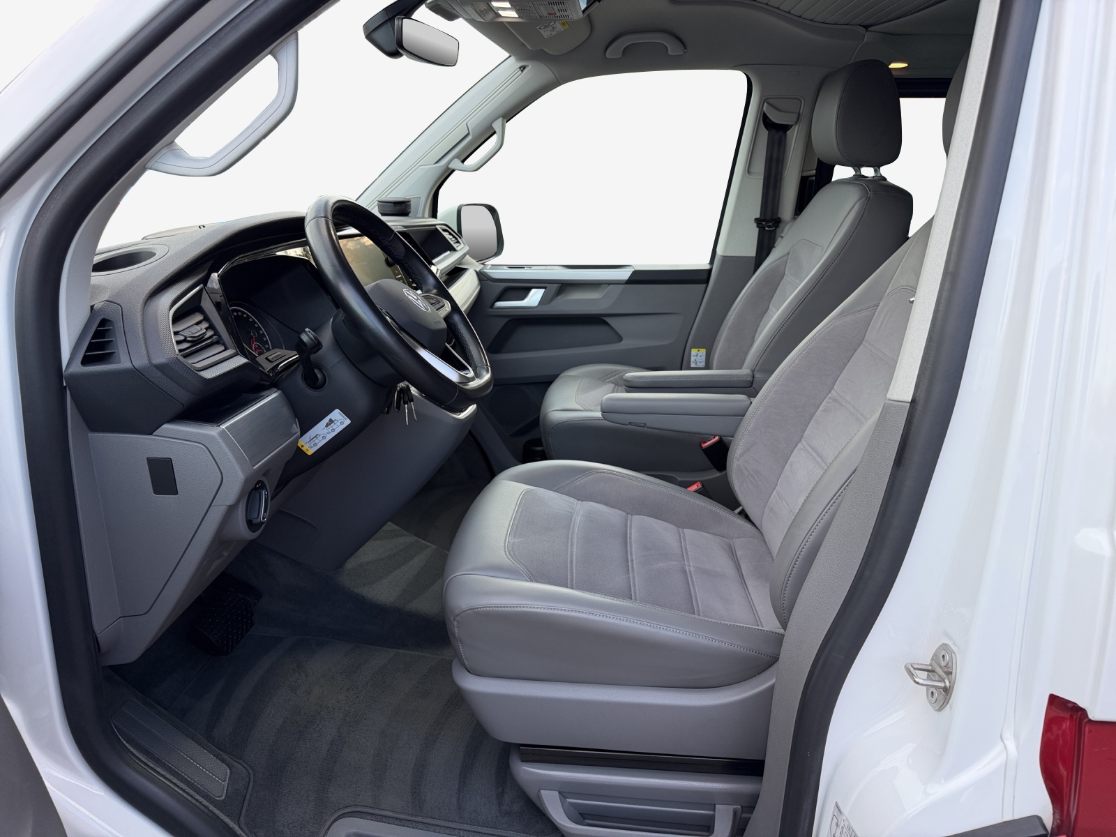 VW T6.1 California 2.0 TDI Ocean Liberty DSG-image-7