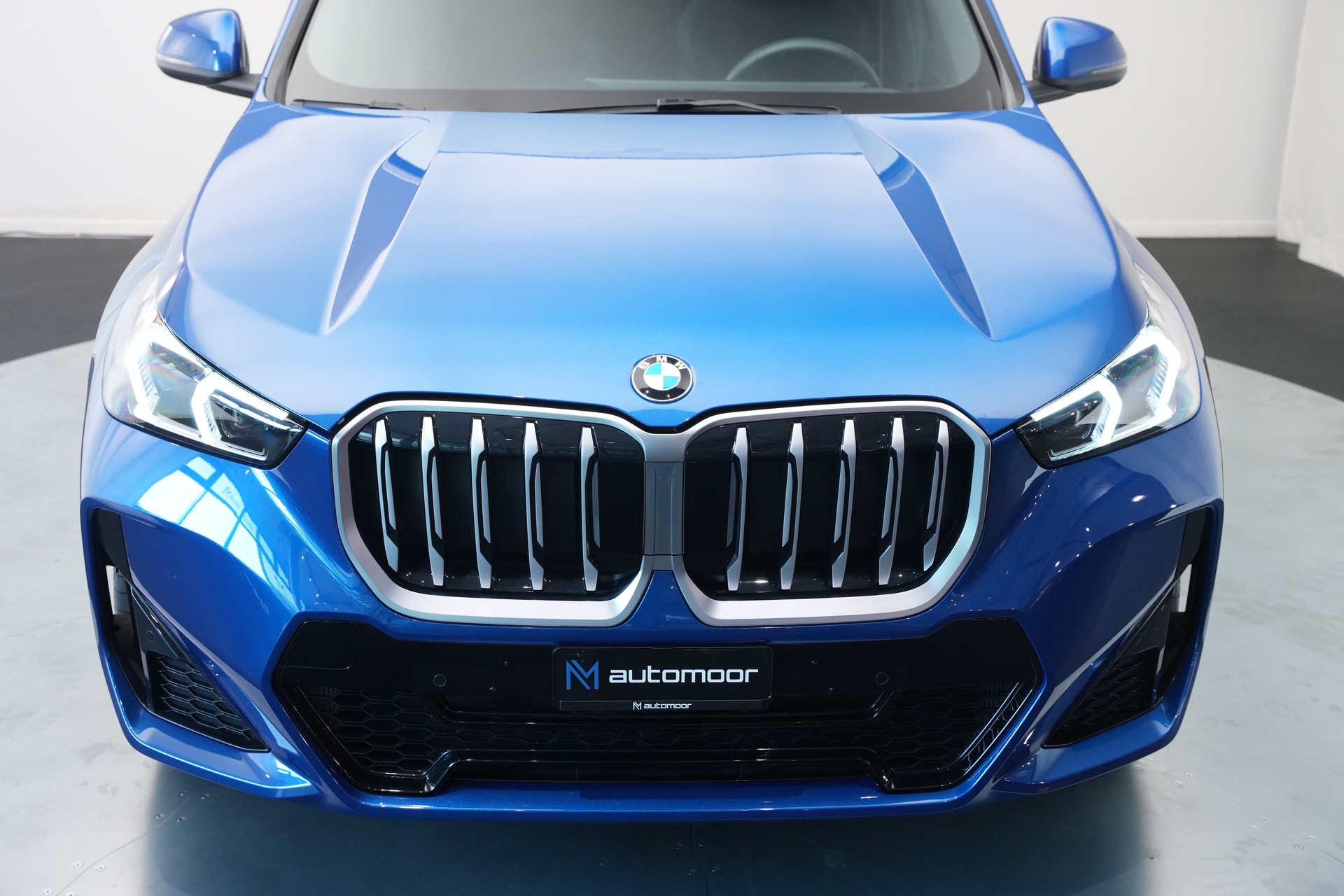 BMW X1 sDrive 18i M Sport *Panorama* *Harman/Kardon* *Werksgarantie*-image-39