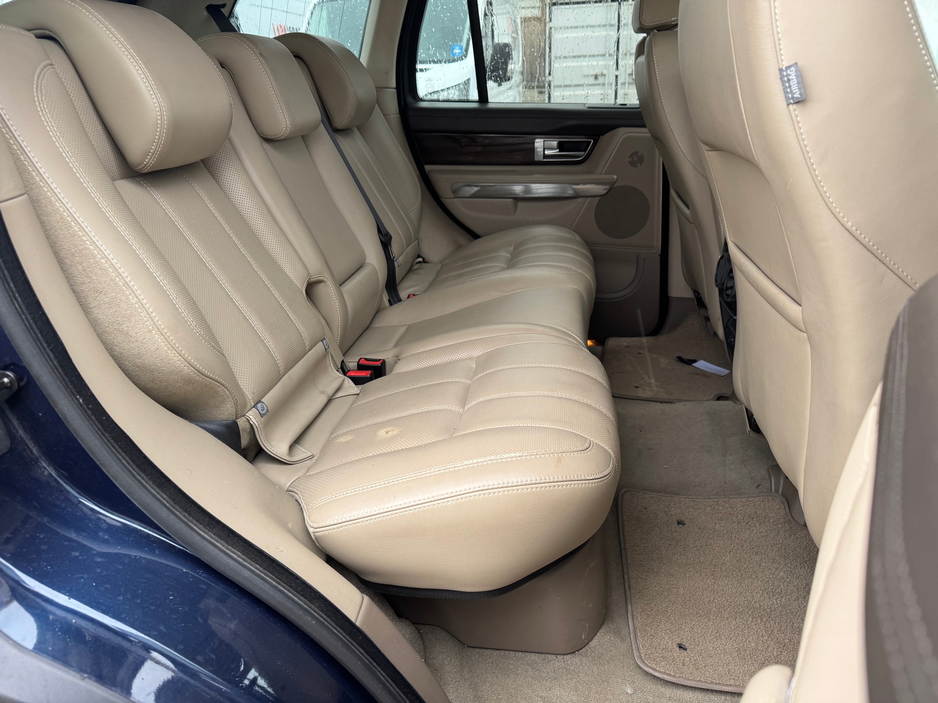 LAND ROVER Range Rover Sport 3.0 TDV6 HSE Automatic-image-7