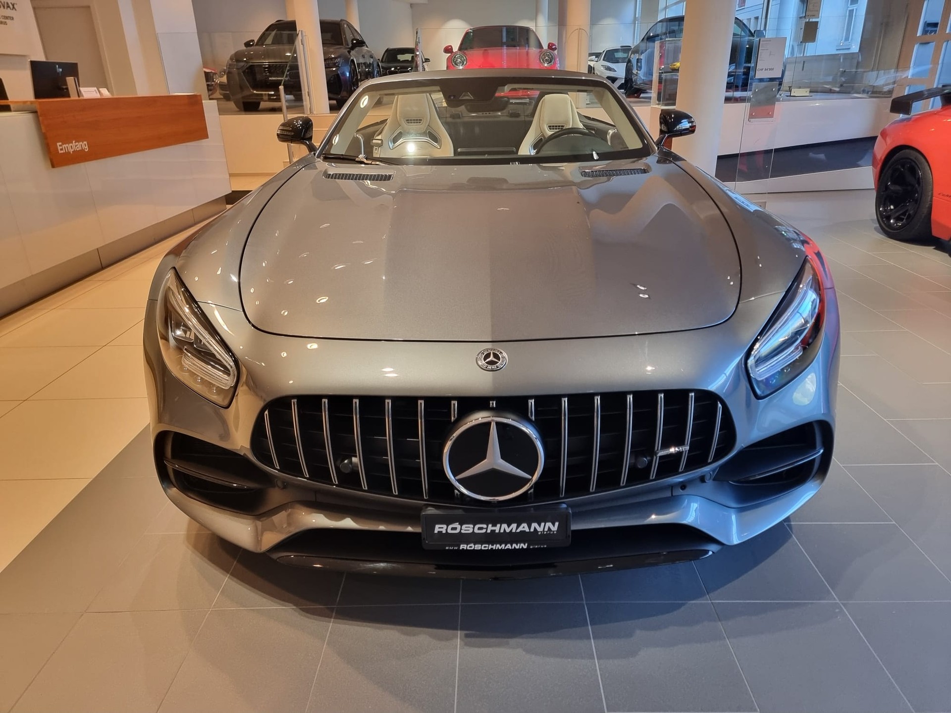 MERCEDES-BENZ AMG GT Roadster - 530 PS V8 Biturbo-image-6