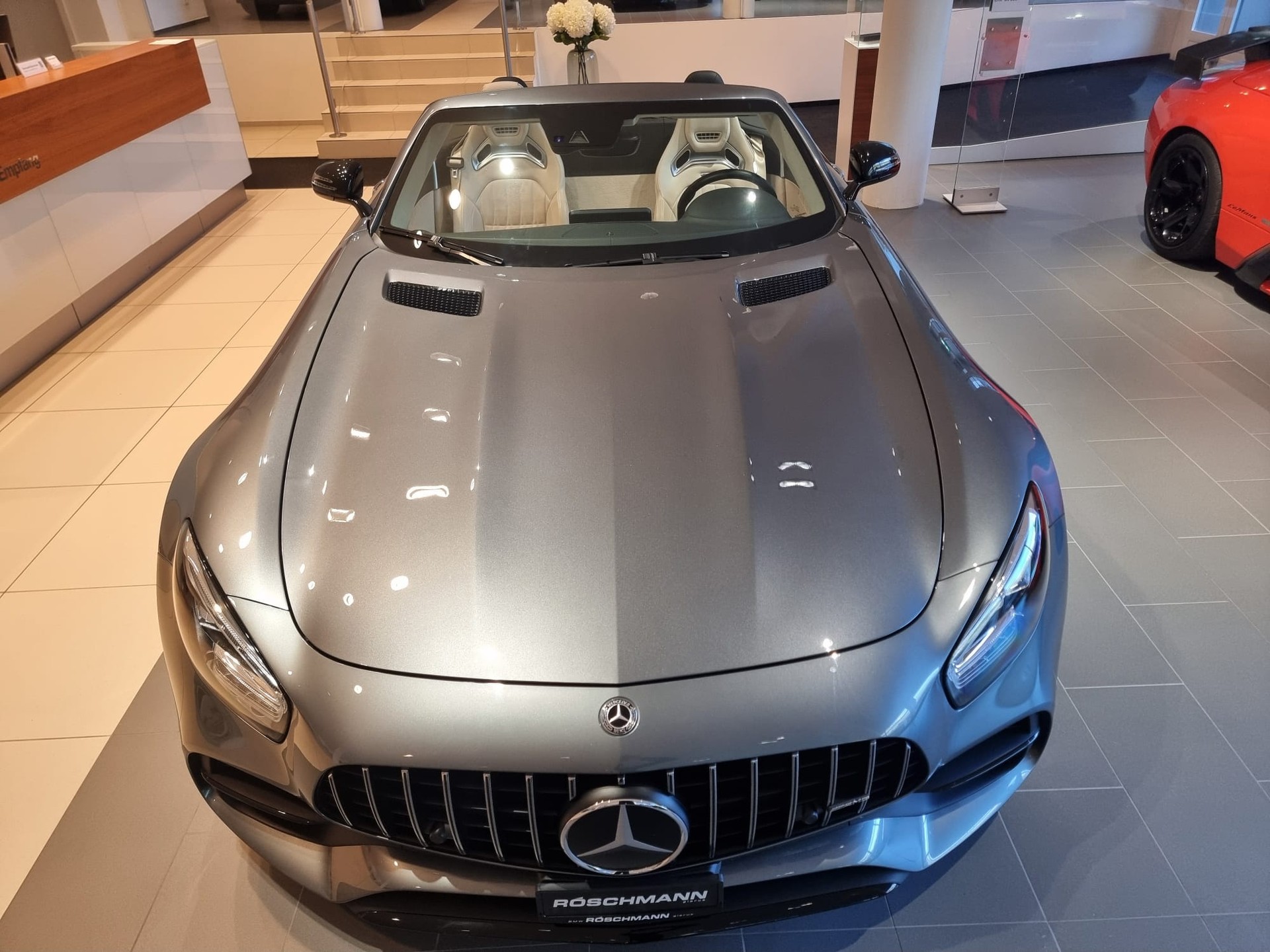 MERCEDES-BENZ AMG GT Roadster - 530 PS V8 Biturbo-image-3