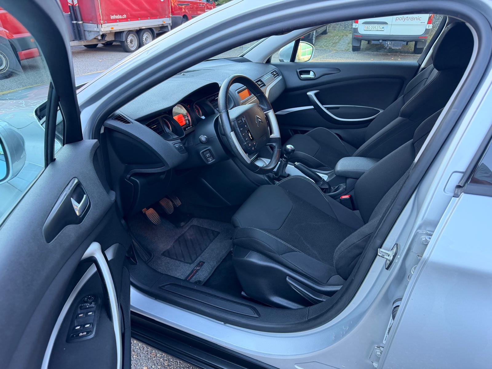 CITROEN C5 Berline 2.0 HDi Dynamique-image-7