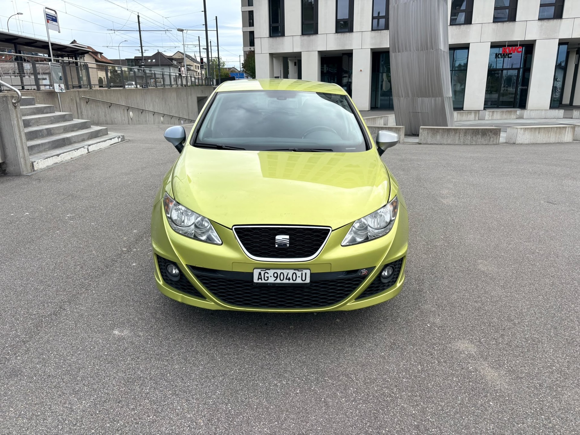 SEAT Ibiza 1.4 TSI FR-image-0