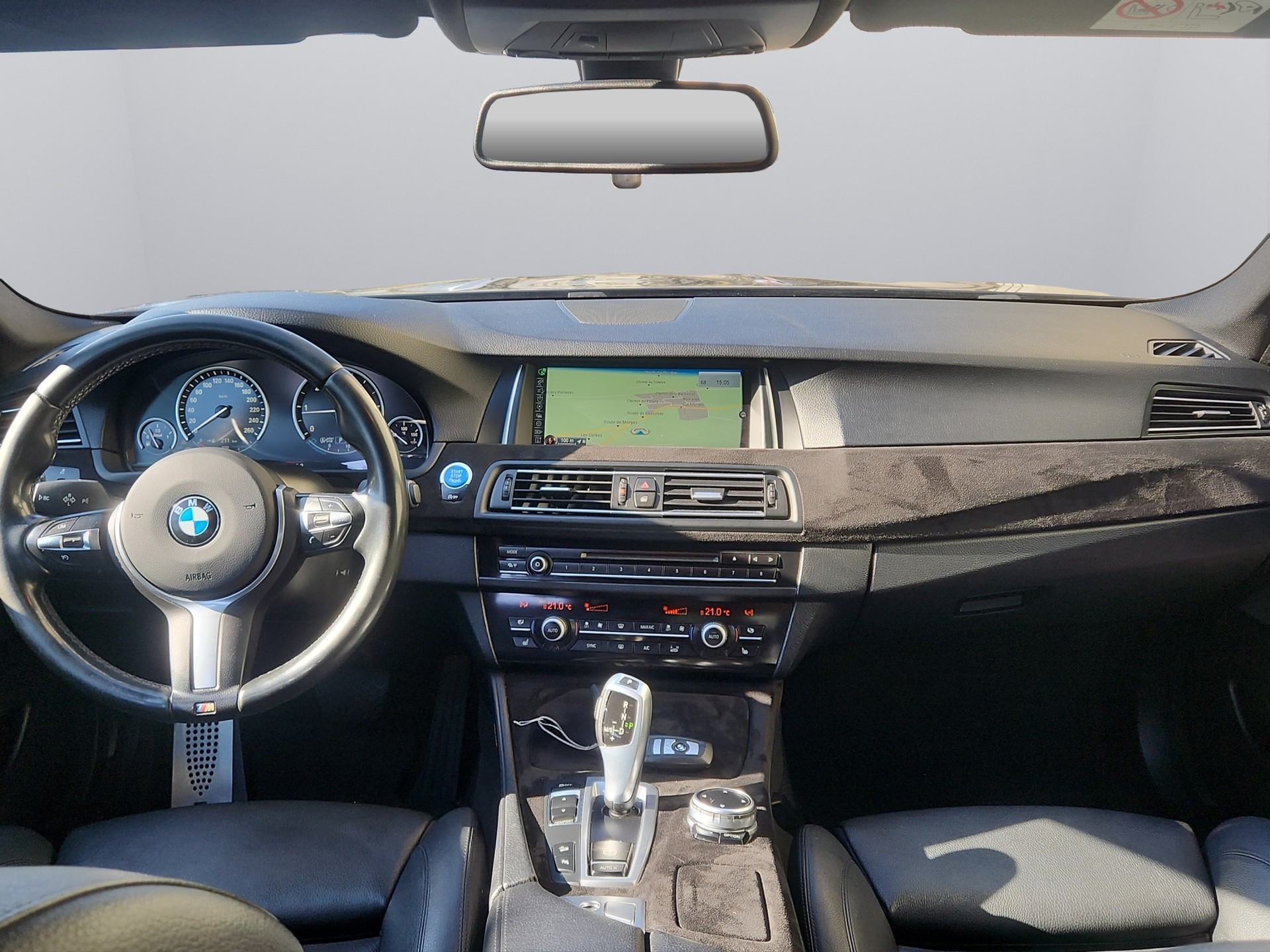 BMW 520d xDrive Luxury Line Steptronic-image-9