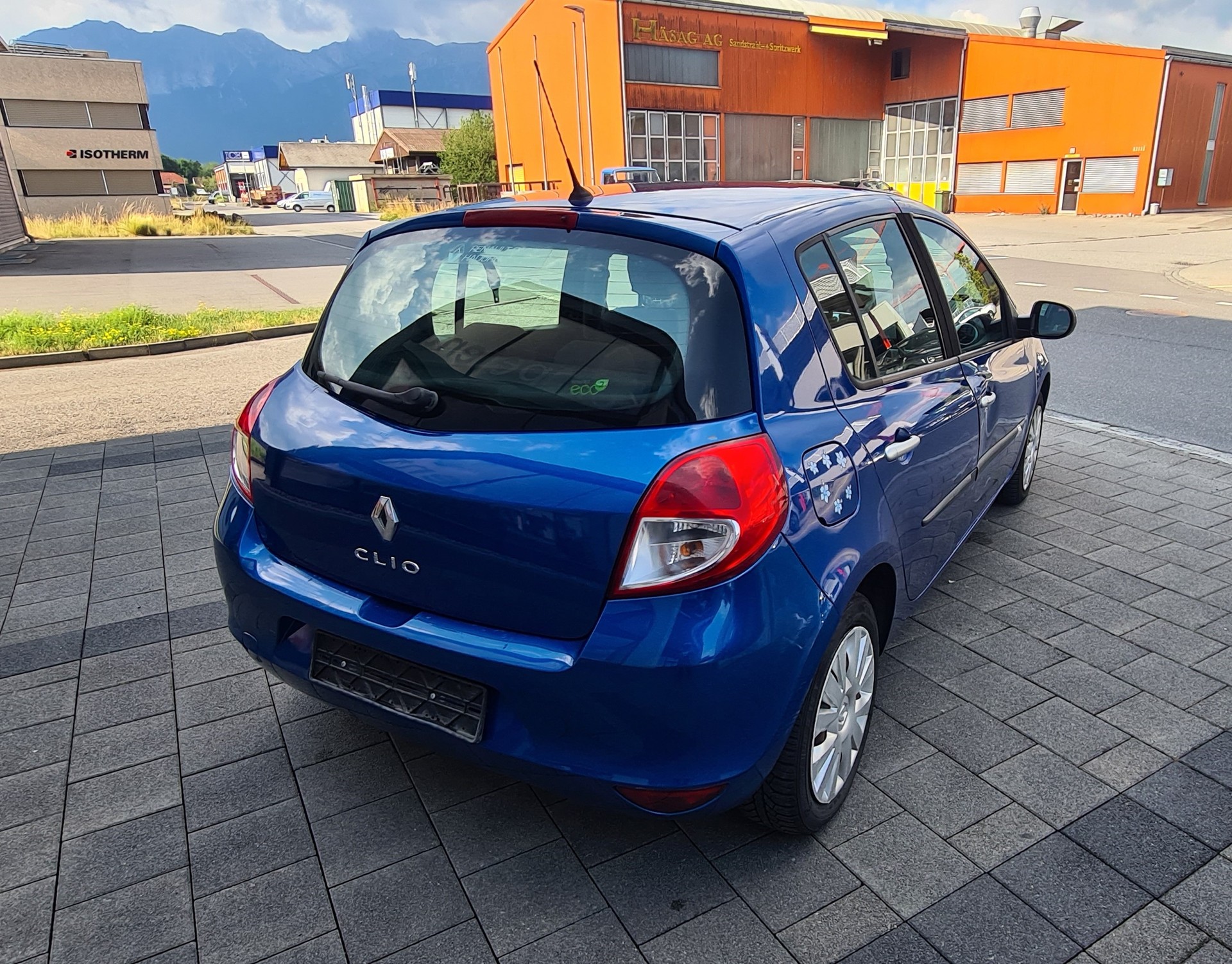 RENAULT Clio 1.2 16V Expression-image-4