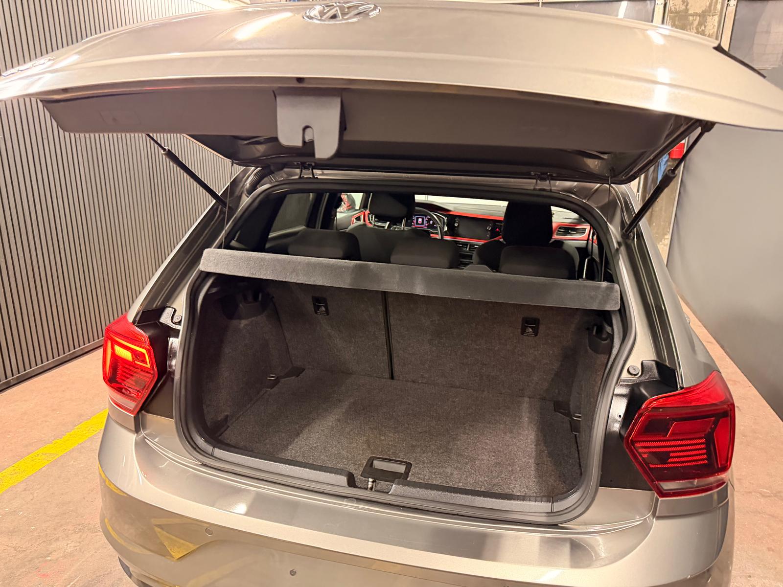 VW Polo 2.0 TSI GTI DSG-image-11
