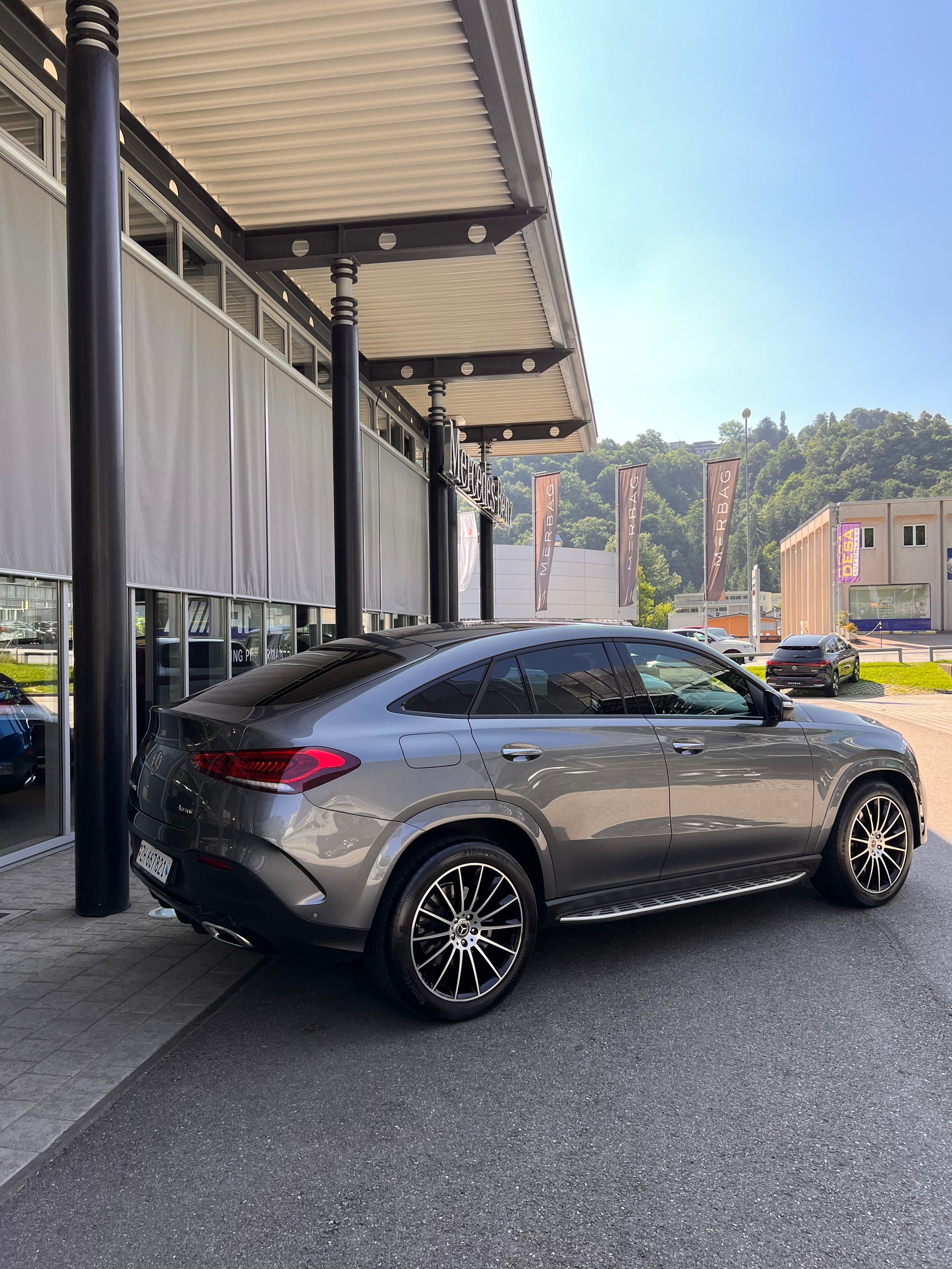 MERCEDES-BENZ GLE 400 d 4matic-image-2