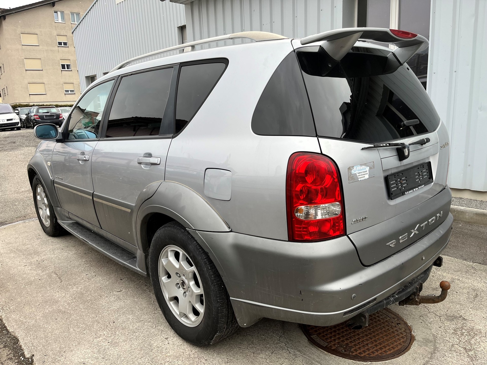 KGM-SsangYong Rexton RX 270 Xdi Deluxe Automatic-image-4