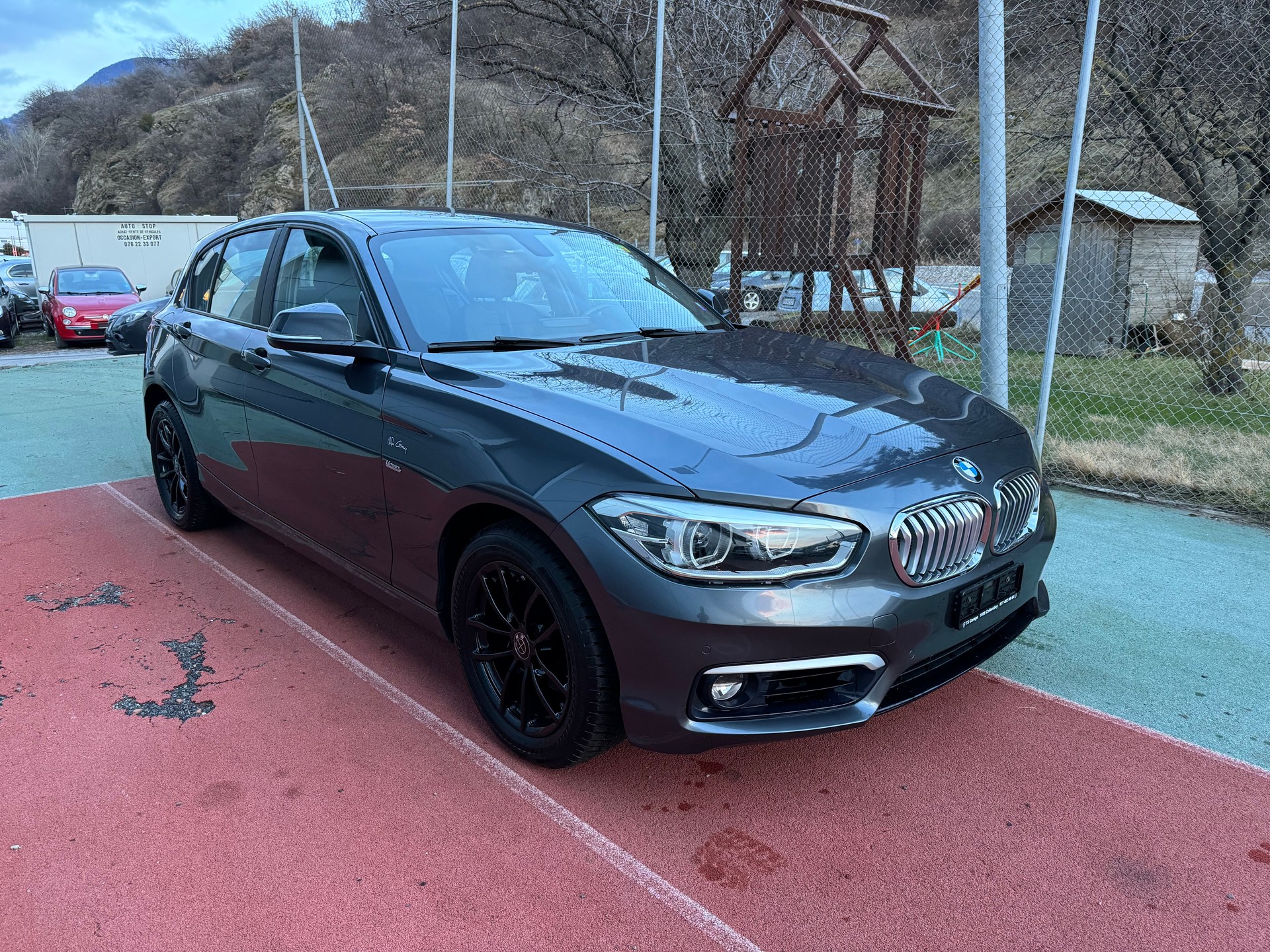 BMW 118d xDrive Sport Line-image-0