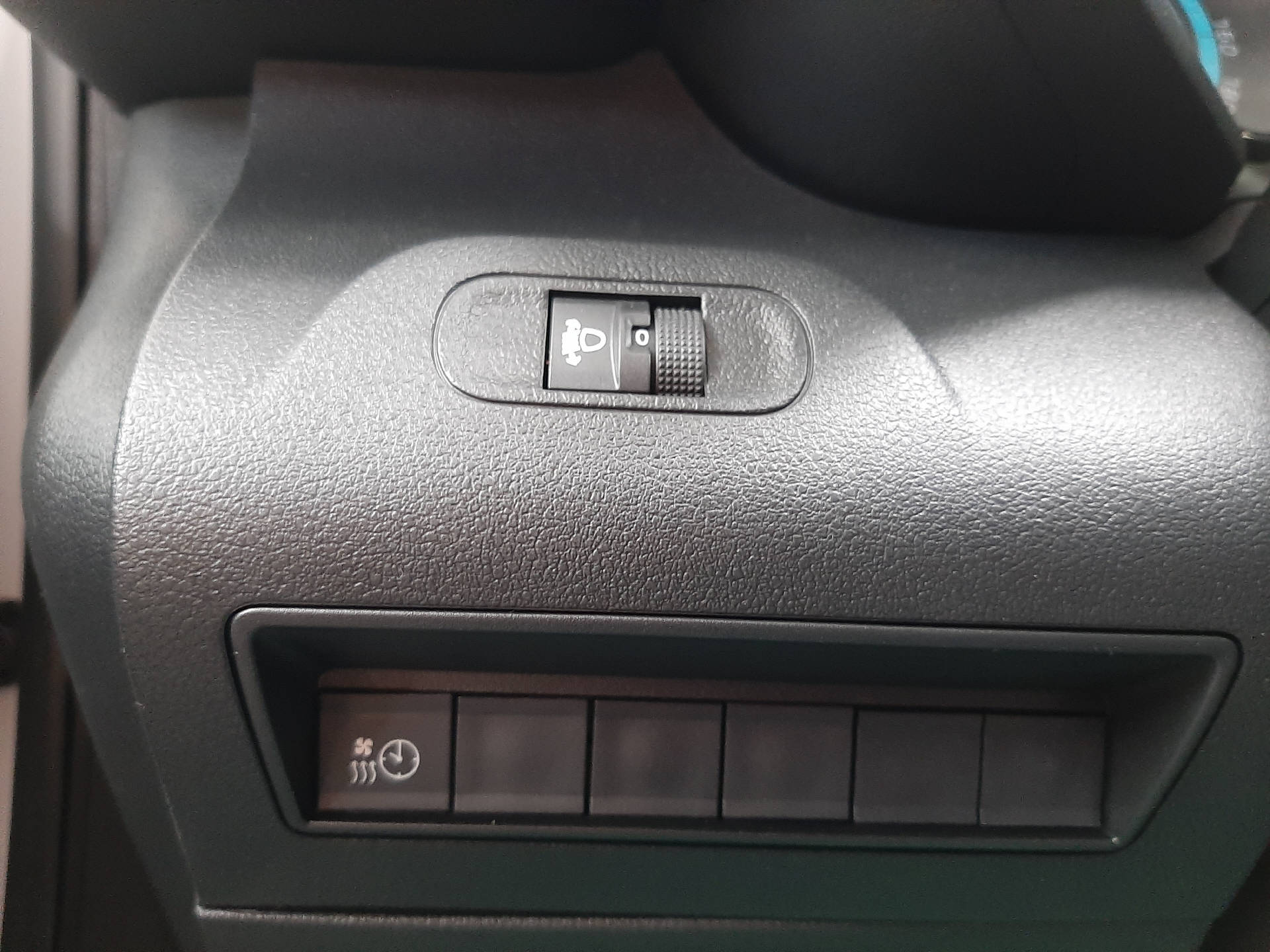 TOYOTA PROACE CITY Van L1 50KWh Active-image-11