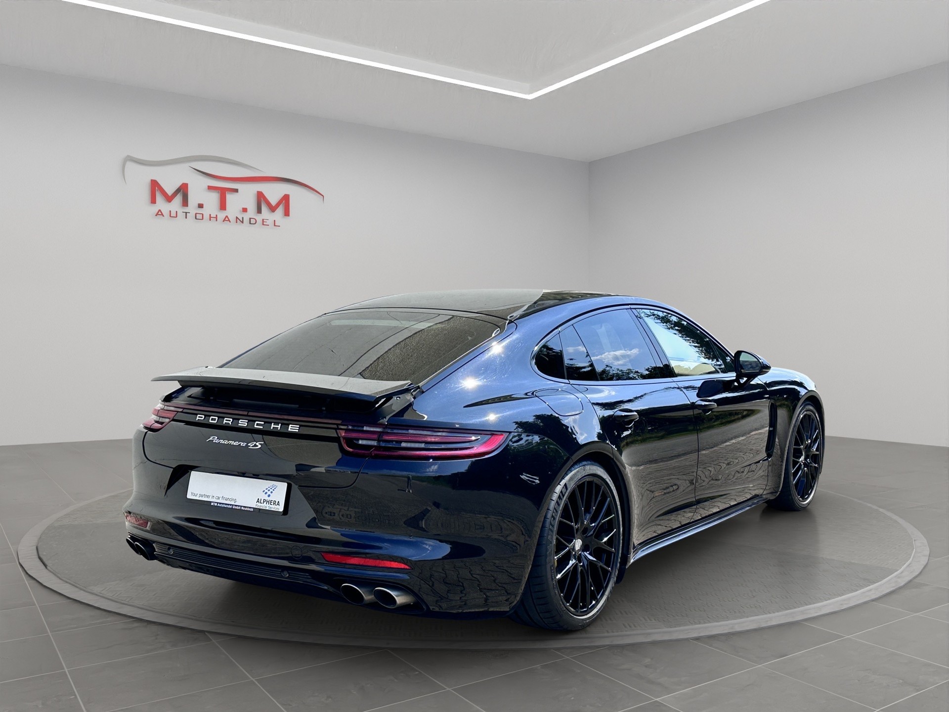 PORSCHE Panamera 4S Diesel PDK-image-7