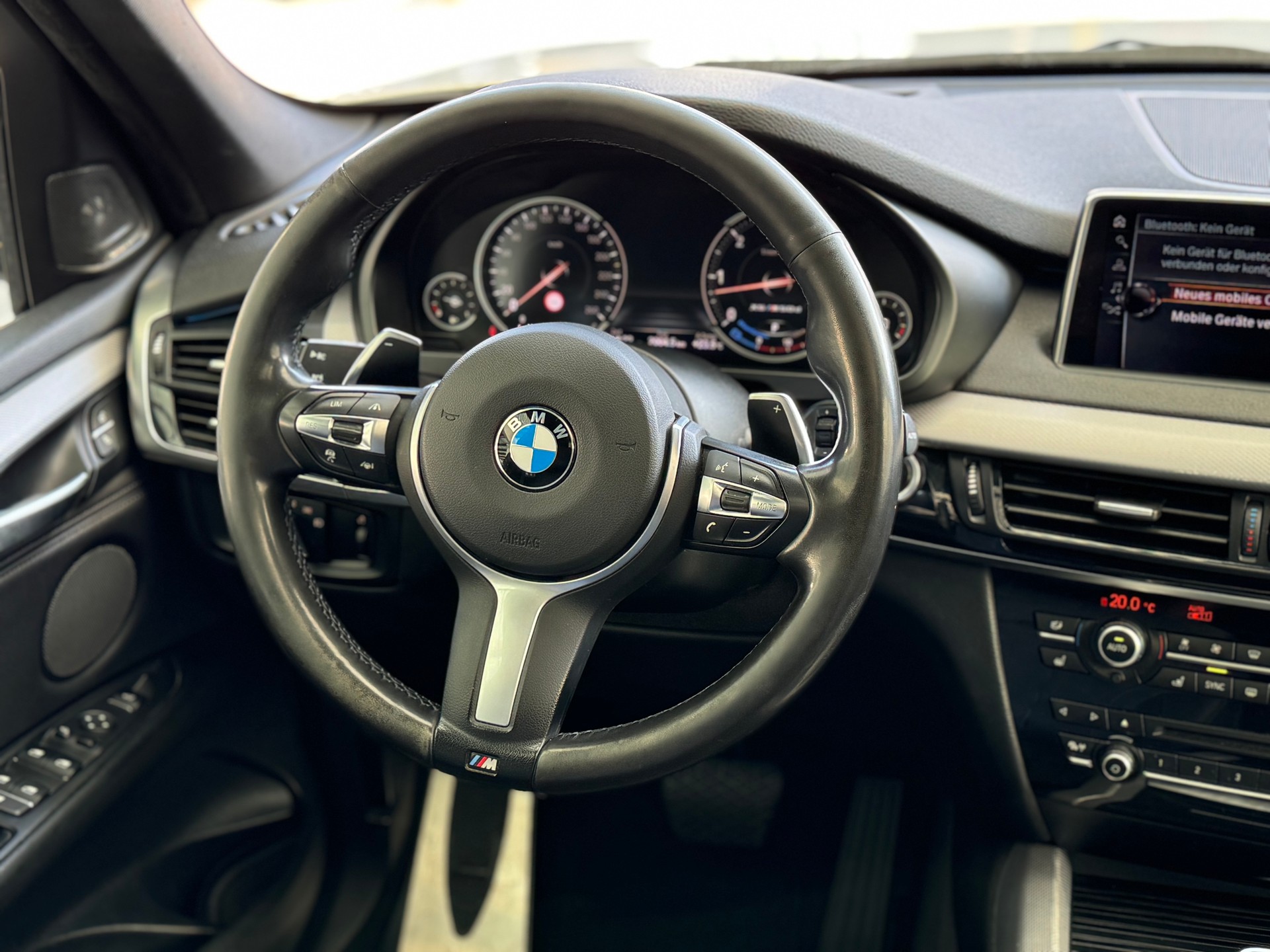 BMW X5 xDrive M50d Steptronic-image-15