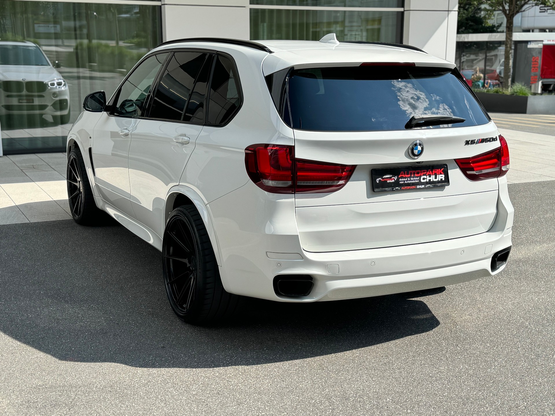 BMW X5 xDrive M50d Steptronic-image-5