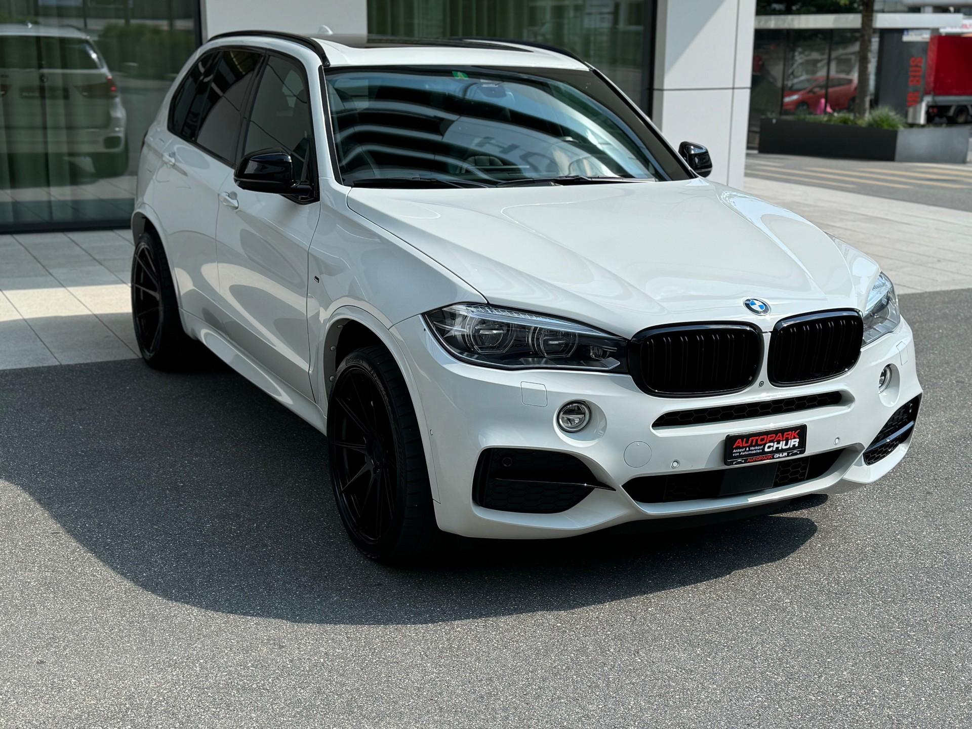 BMW X5 xDrive M50d Steptronic-image-4