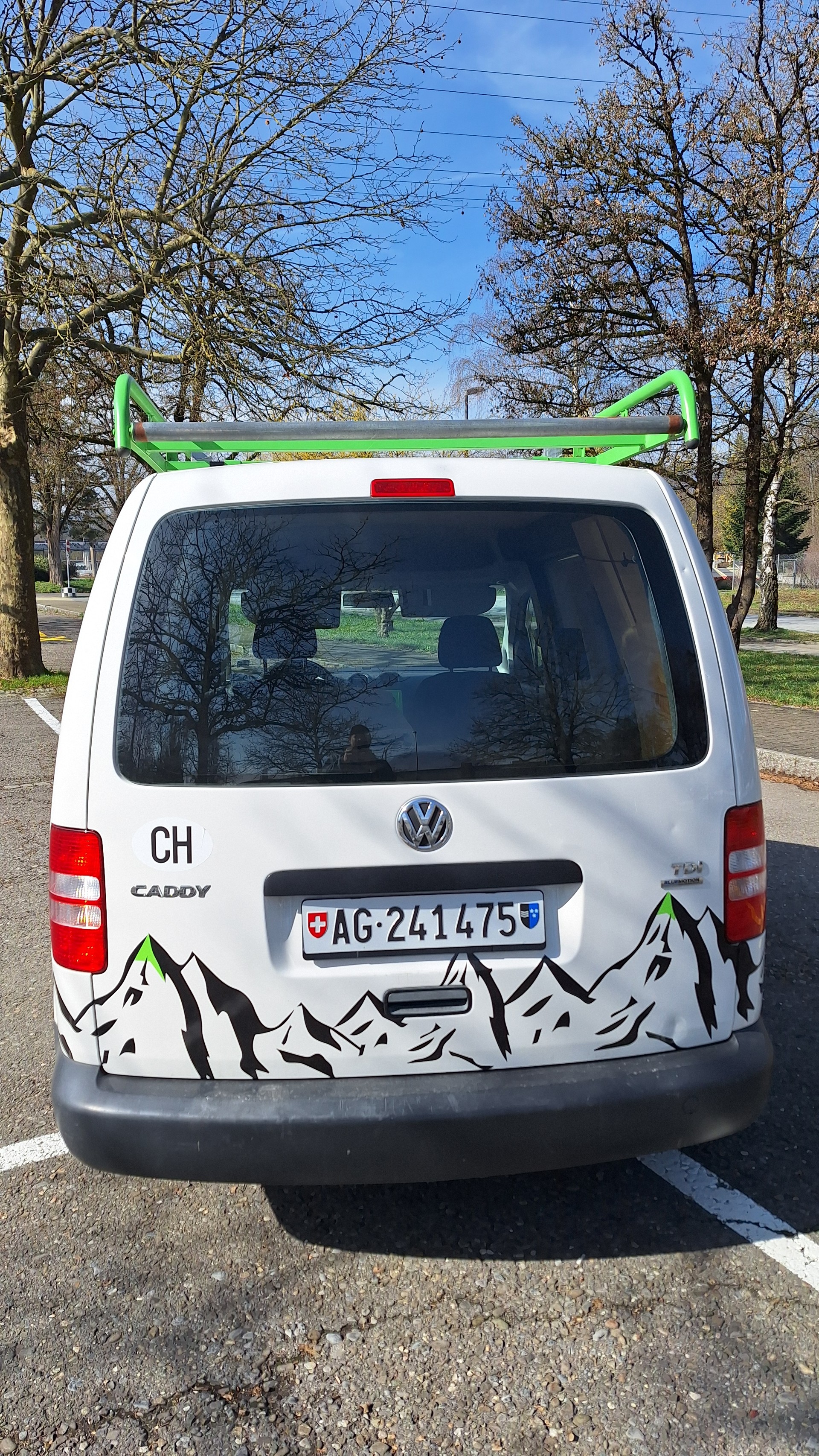 VW Caddy Camper 4 Two - 1.6 TDI-image-8