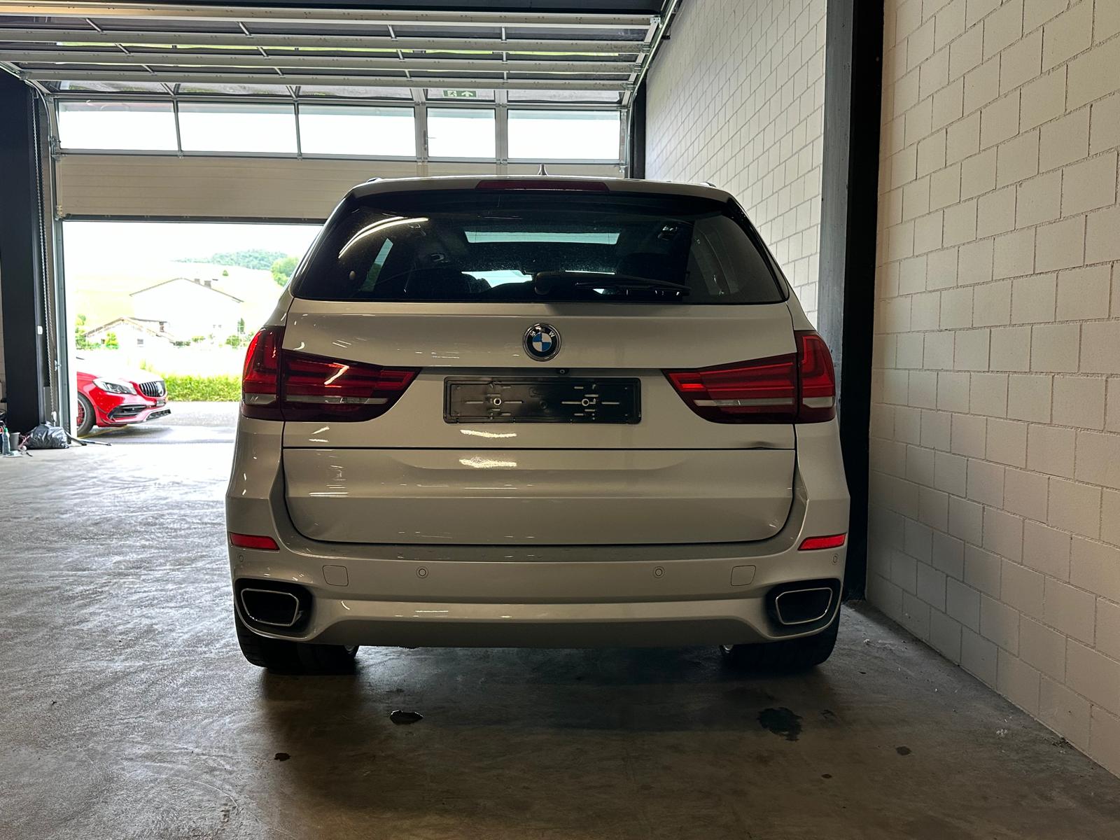 BMW X5 xDrive 40d Steptronic mit M Sportpaket-image-3