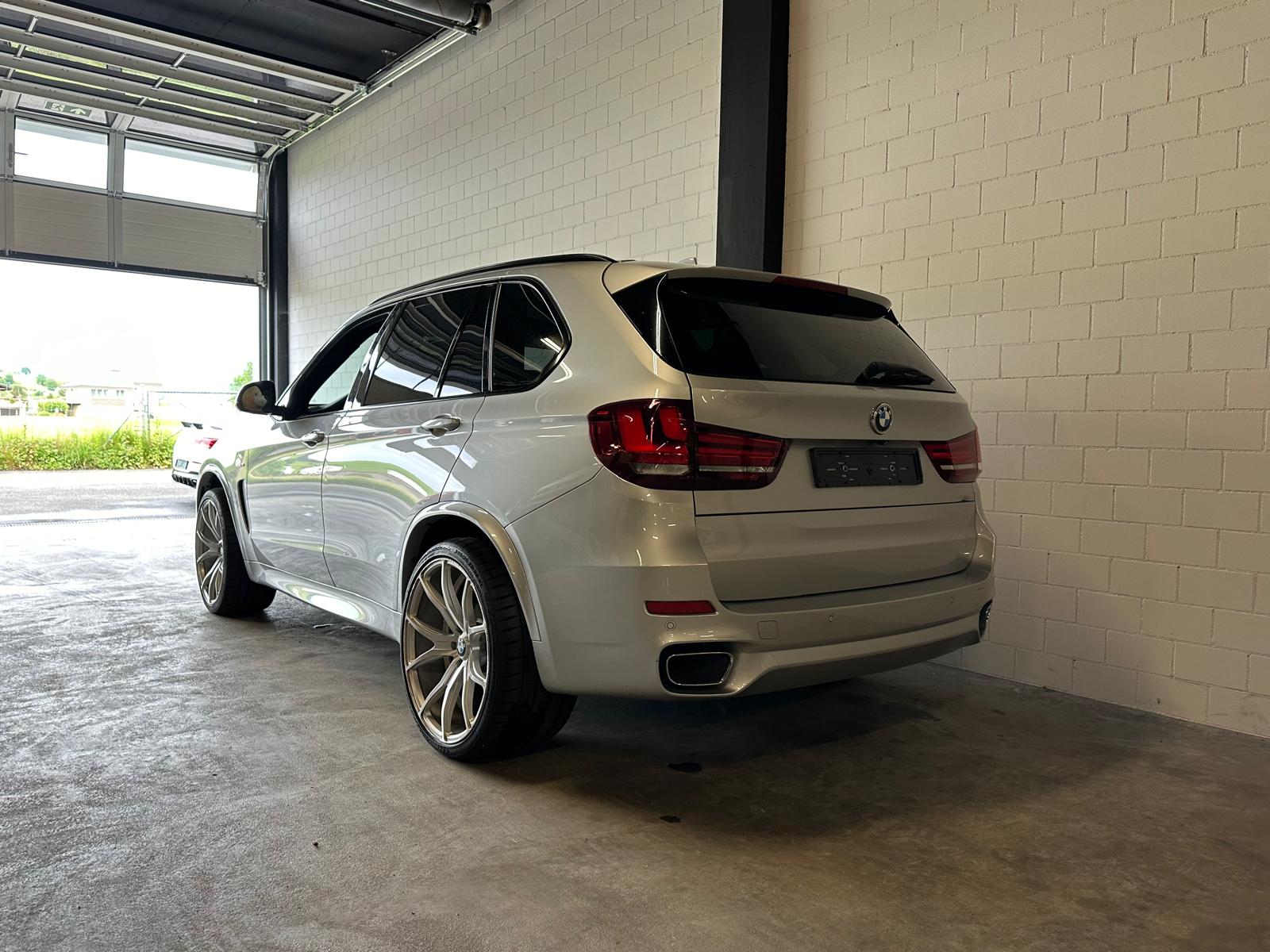 BMW X5 xDrive 40d Steptronic mit M Sportpaket-image-2