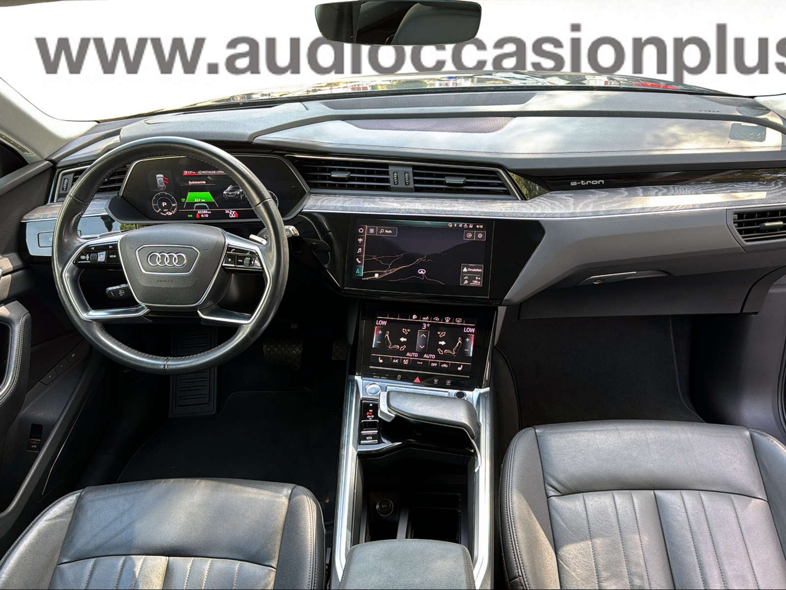 AUDI e-tron 55 Advanced quattro-image-9