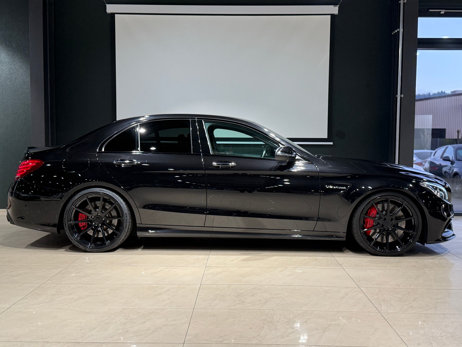 MERCEDES-BENZ C 63 S AMG Edition 1 Speedshift Performance Sitze-image-3