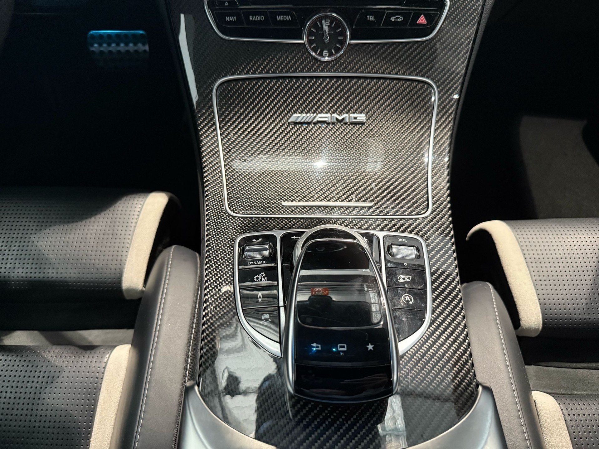 MERCEDES-BENZ C 63 S AMG Edition 1 Speedshift Performance Sitze-image-12